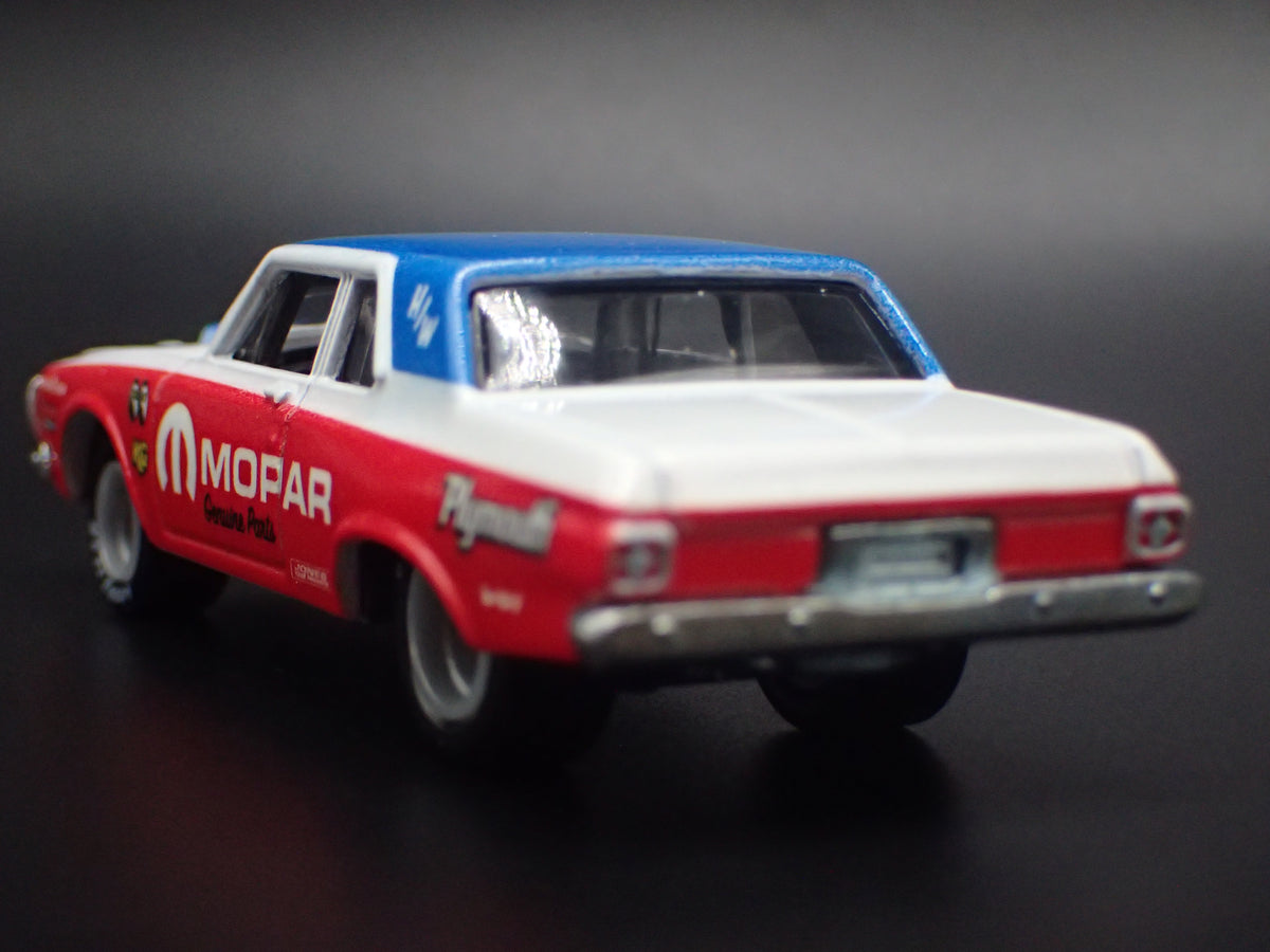 1963 63 PLYMOUTH BELVEDERE 426 WEDGE 1:64 SCALE DIORAMA DIECAST MODEL CAR