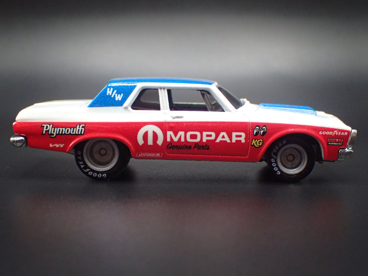 1963 63 PLYMOUTH BELVEDERE 426 WEDGE 1:64 SCALE DIORAMA DIECAST MODEL CAR