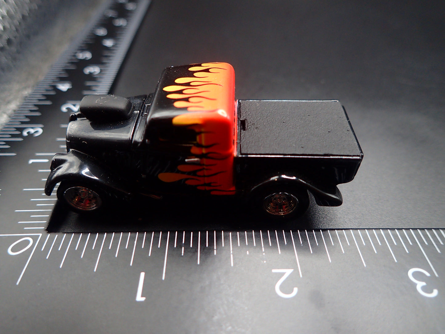 1933 33 WILLYS PICKUP GASSER NHRA 1:64 SCALE COLLECTIBLE DIECAST MODEL CAR
