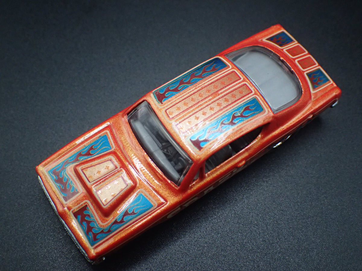 1968 68 PLYMOUTH BARRACUDA CUDA FASTBACK 1/64 SCALE DIORAMA DIECAST MODEL CAR