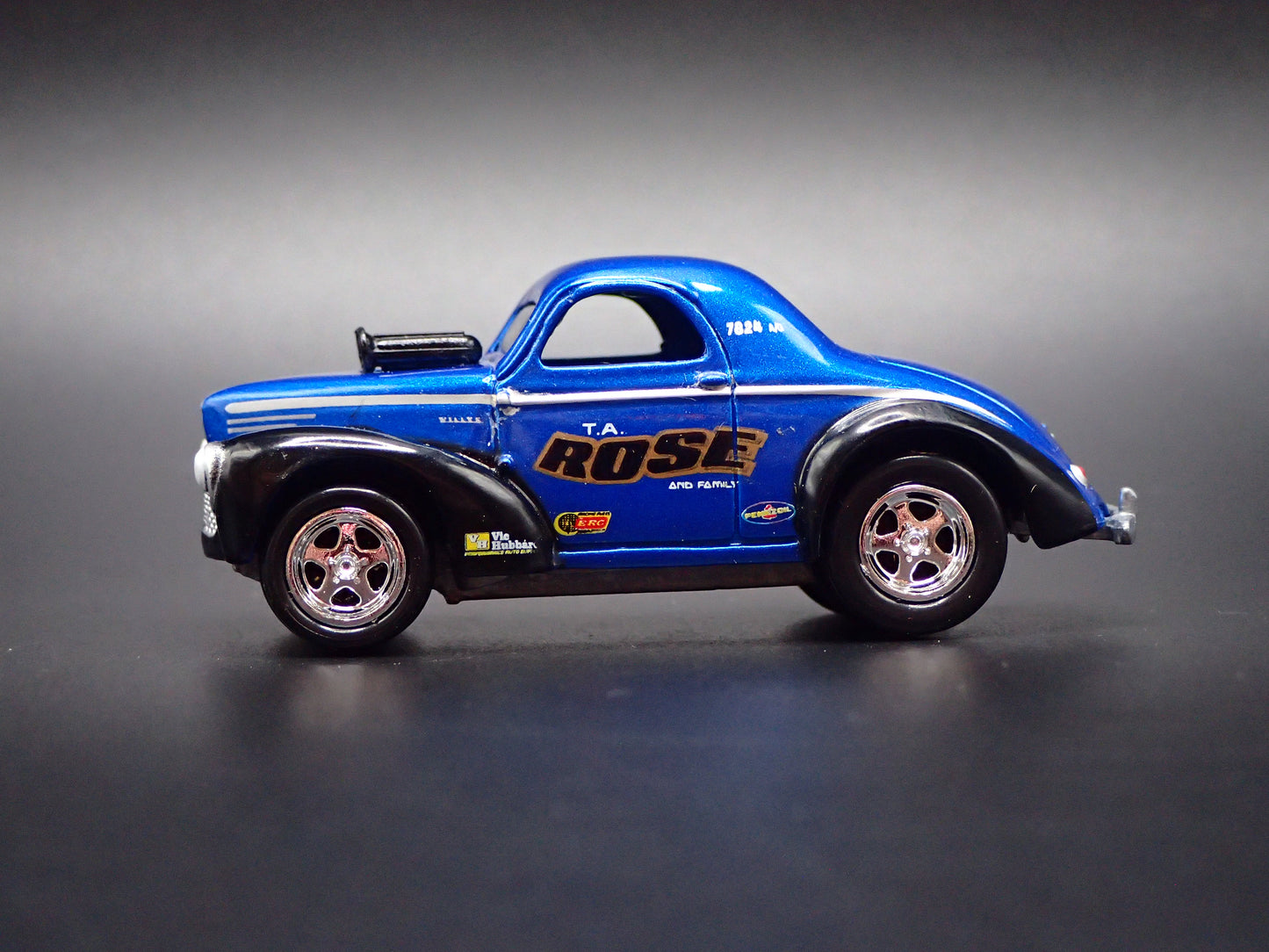 1941 41 WILLYS COUPE GASSER ROSE BLUE 1:64 SCALE COLLECTIBLE DIECAST MODEL CAR