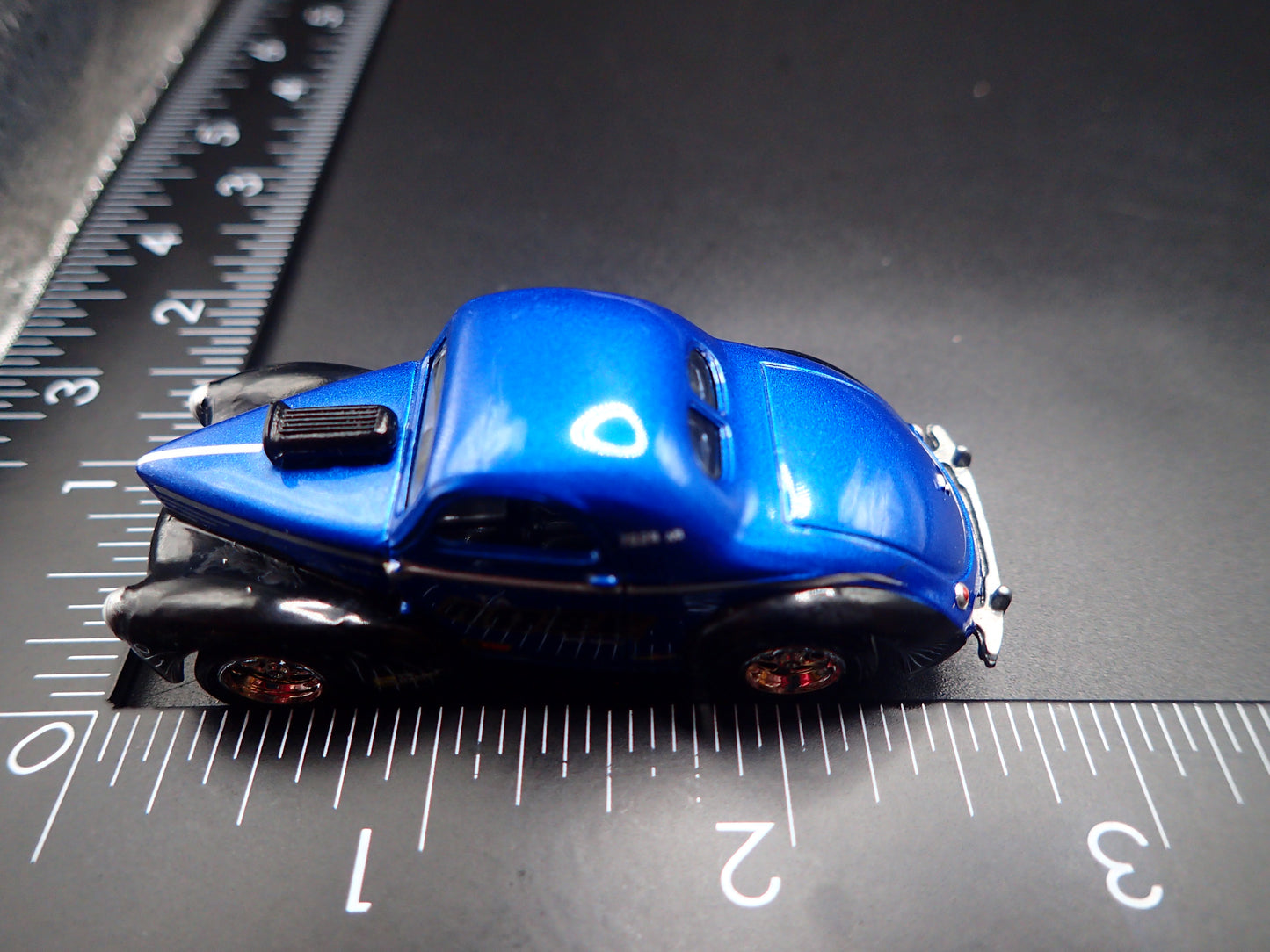 1941 41 WILLYS COUPE GASSER ROSE BLUE 1:64 SCALE COLLECTIBLE DIECAST MODEL CAR