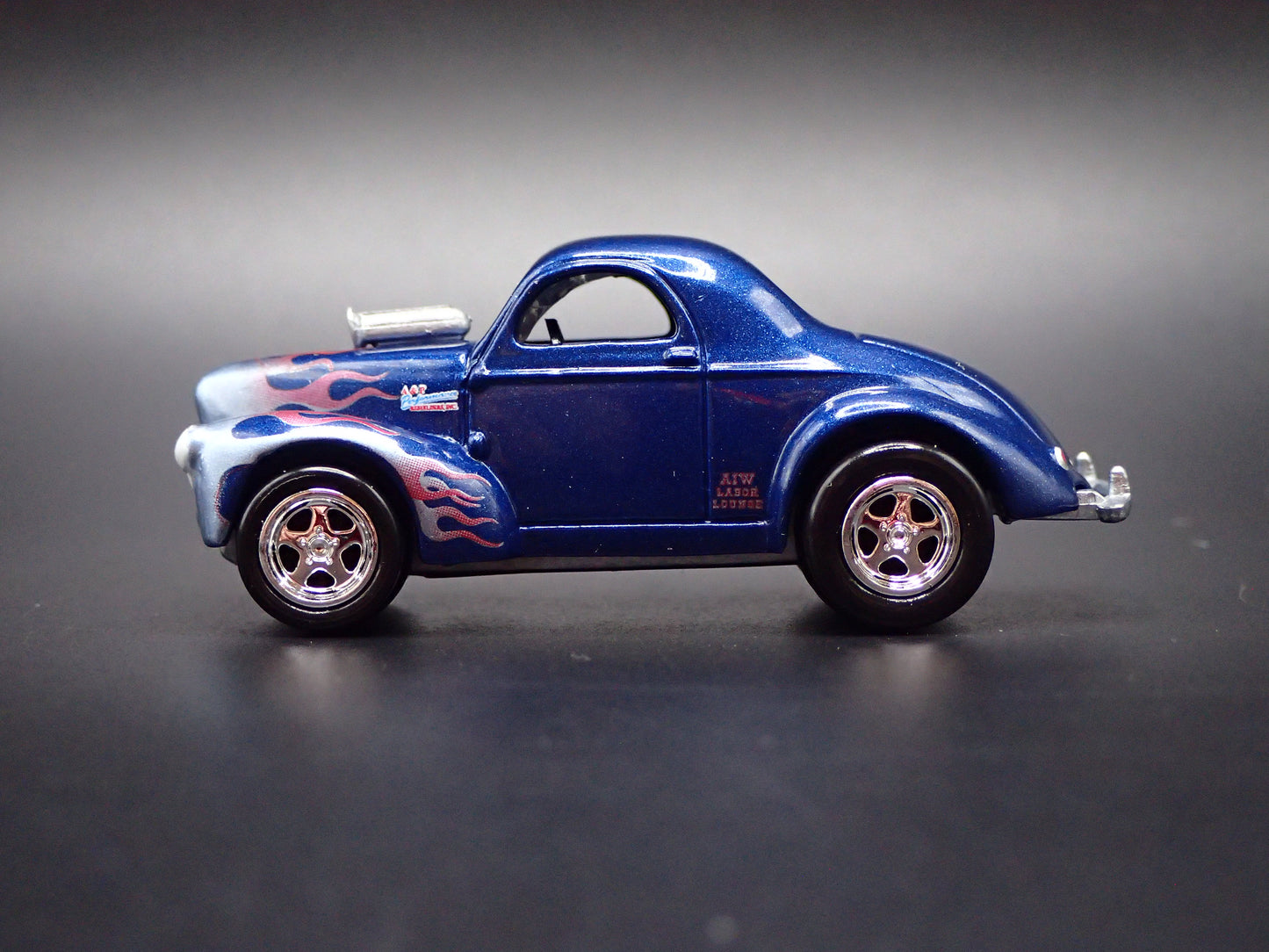 1941 41 WILLYS COUPE GASSER 1:64 SCALE LIMITED COLLECTIBLE DIECAST MODEL CAR