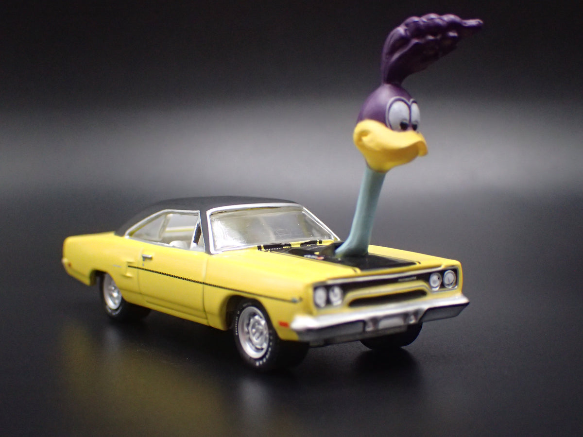 1970 70 PLYMOUTH ROAD RUNNER YELLOW 1:64 SCALE COLLECTIBLE DIECAST MODEL CAR