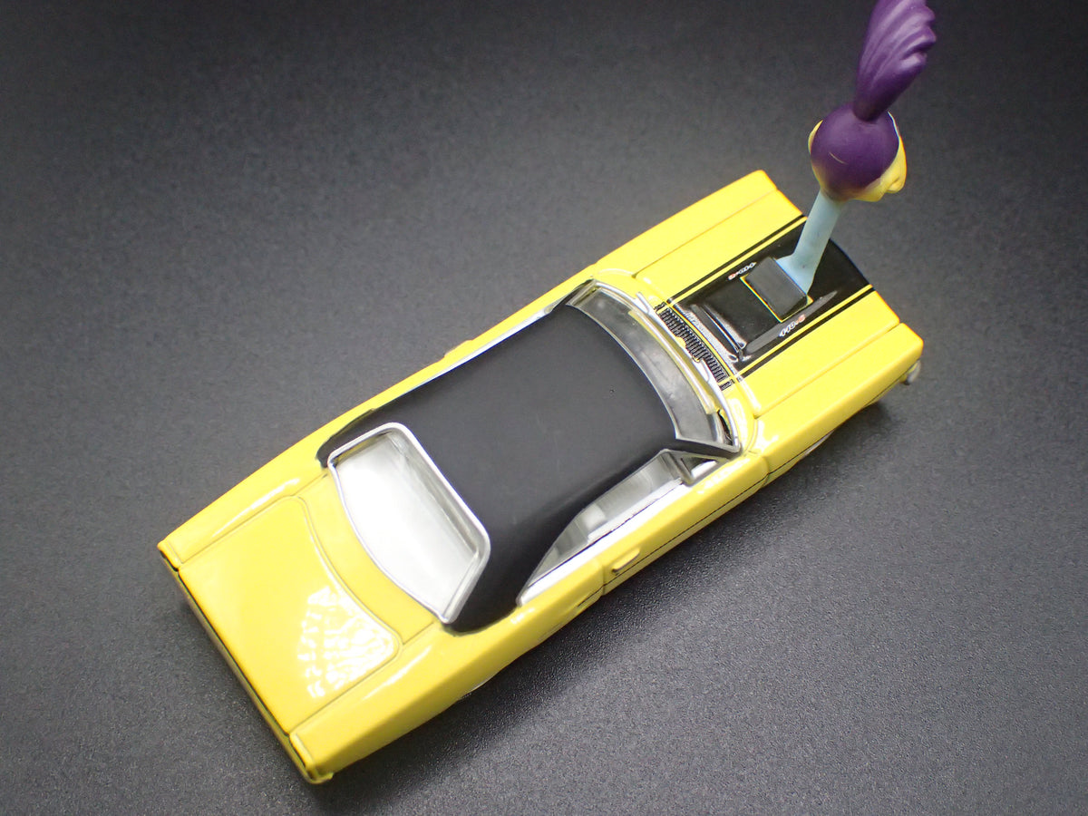 1970 70 PLYMOUTH ROAD RUNNER YELLOW 1:64 SCALE COLLECTIBLE DIECAST MODEL CAR