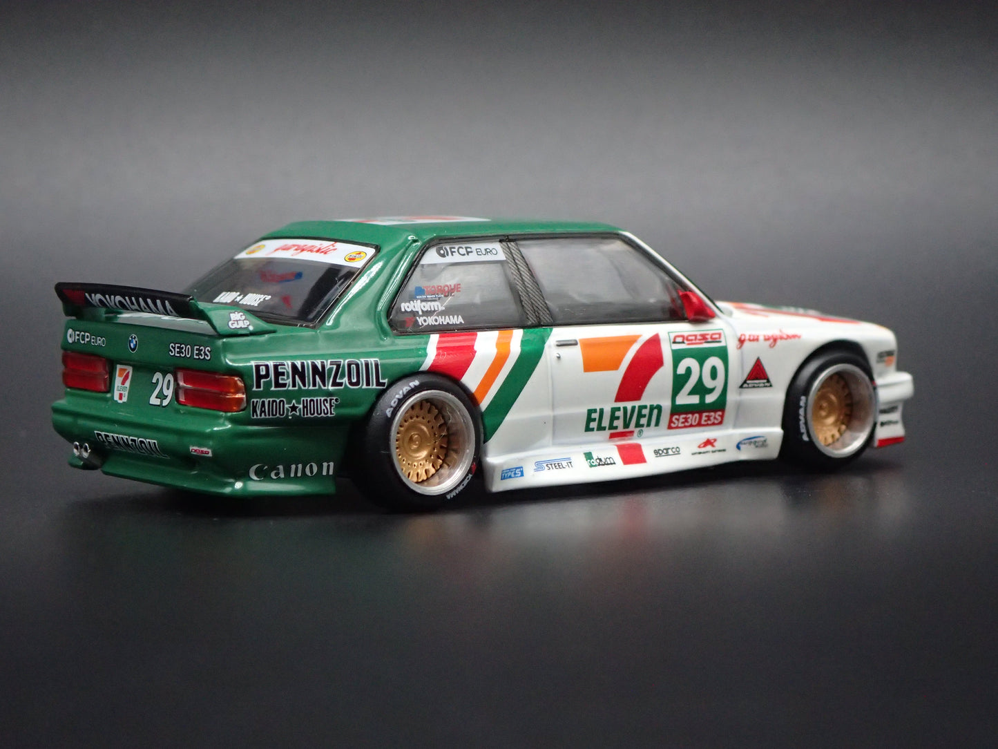 1986-1991 BMW M3 E30 KAIDO GT V1 LARRY CHEN 7/11 1:64 SCALE DIORAMA DIECAST MODEL CAR