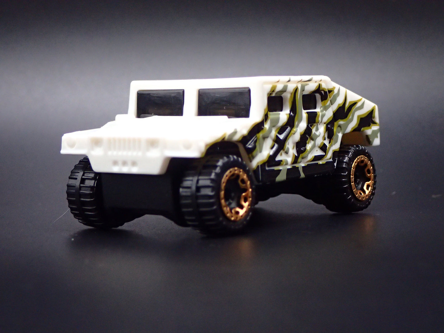 1992-2006 HUMMER HUMVEE H1 WHITE 1:64 SCALE DIECAST MODEL CAR