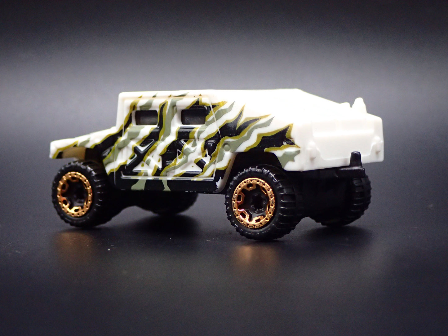 1992-2006 HUMMER HUMVEE H1 WHITE 1:64 SCALE DIECAST MODEL CAR