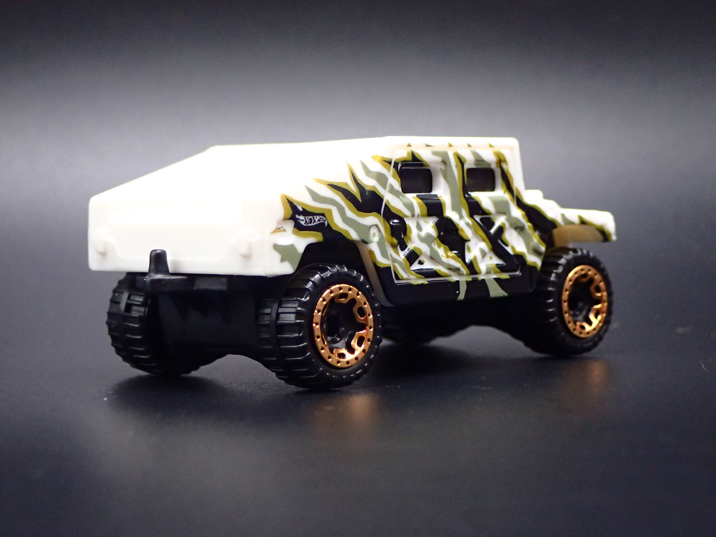 1992-2006 HUMMER HUMVEE H1 WHITE 1:64 SCALE DIECAST MODEL CAR