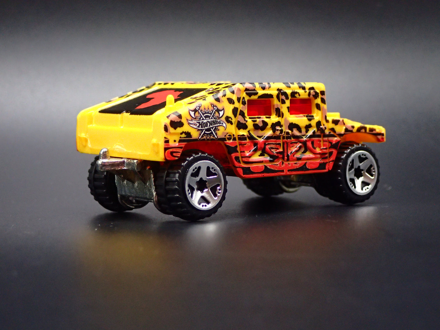 1992-2006 HUMMER HUMVEE H1 YELLOW 1:64 SCALE DIECAST MODEL CAR