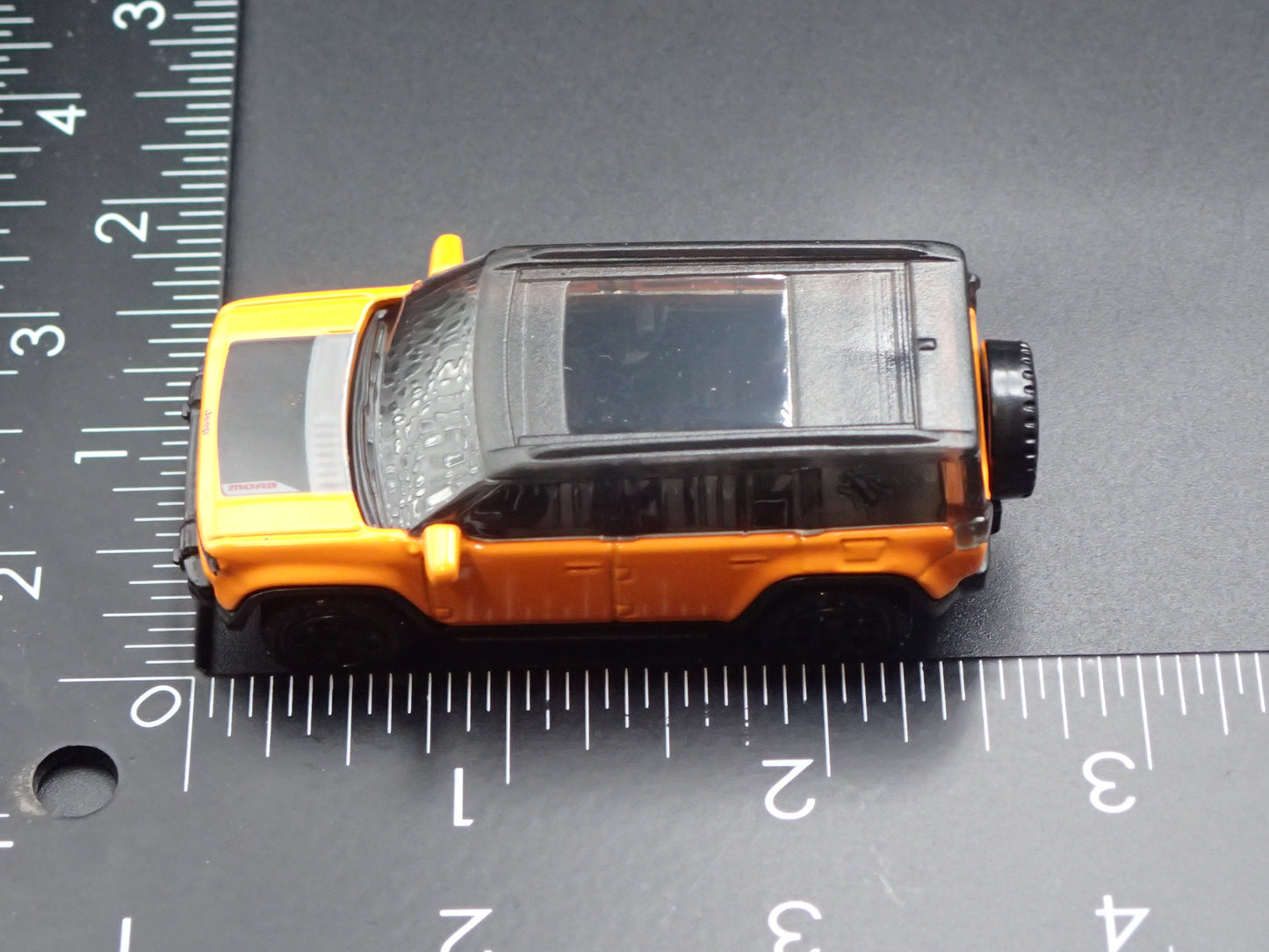 2026-2027 JEEP RECON EV SUV ORANGE 1:64 SCALE DIORAMA DIECAST MODEL CAR