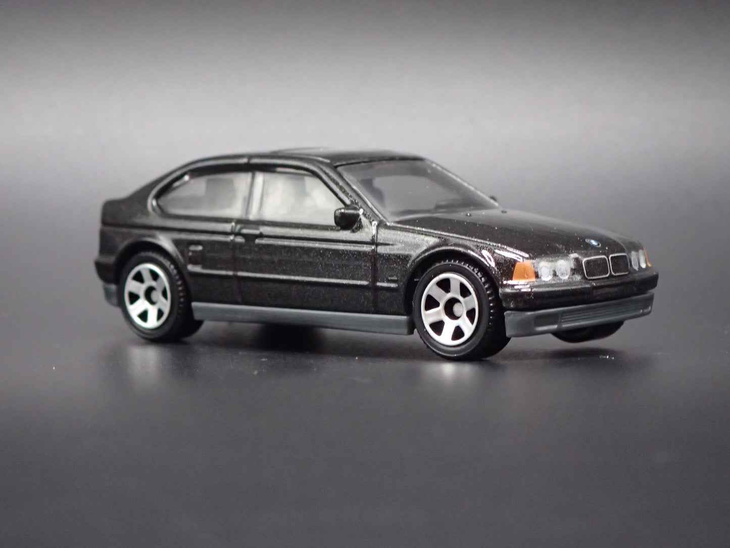 1994-2000 3 SERIES 318TI BMW E36 BLACK 1:64 SCALE DIORAMA DIECAST MODEL CAR
