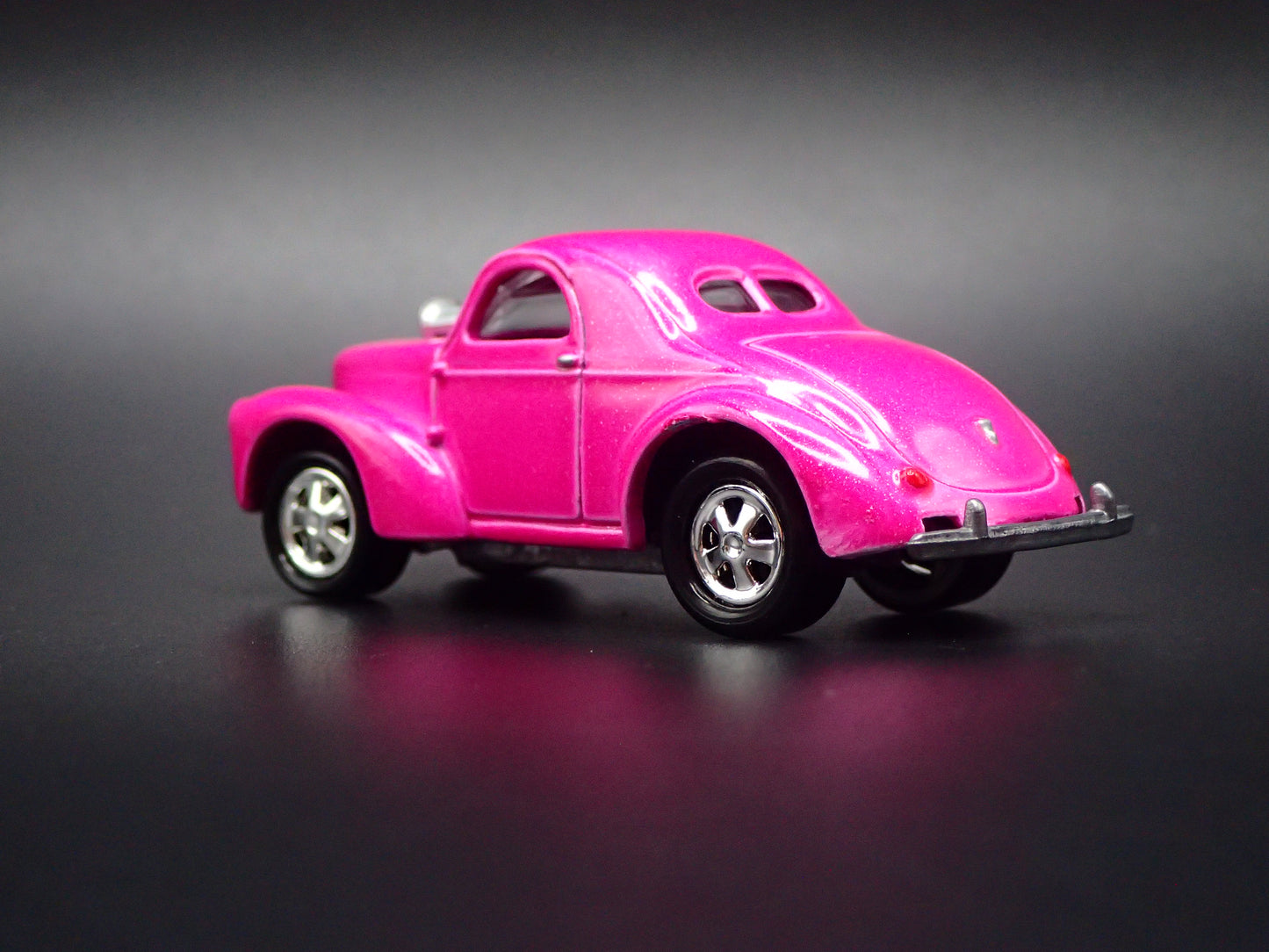 1941 41 WILLY'S COUPE NHRA PINK 1:64 SCALE COLLECTIBLE DIECAST MODEL CAR