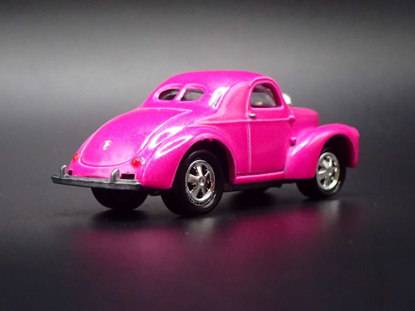 1941 41 WILLY'S COUPE NHRA PINK 1:64 SCALE COLLECTIBLE DIECAST MODEL CAR