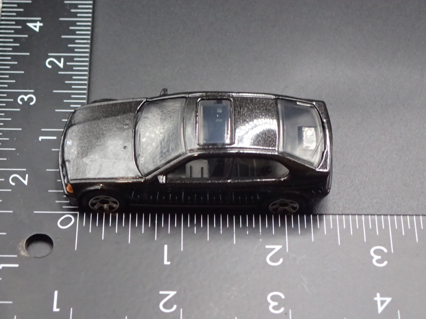 1994-2000 3 SERIES 318TI BMW E36 BLACK 1:64 SCALE DIORAMA DIECAST MODEL CAR