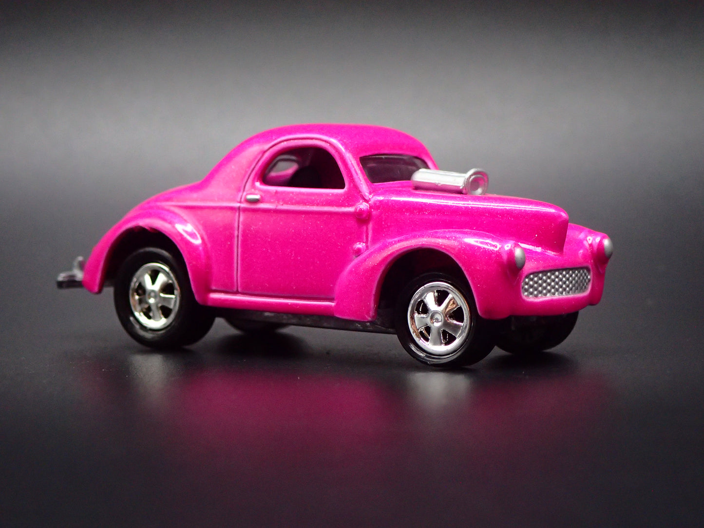 1941 41 WILLY'S COUPE NHRA PINK 1:64 SCALE COLLECTIBLE DIECAST MODEL CAR