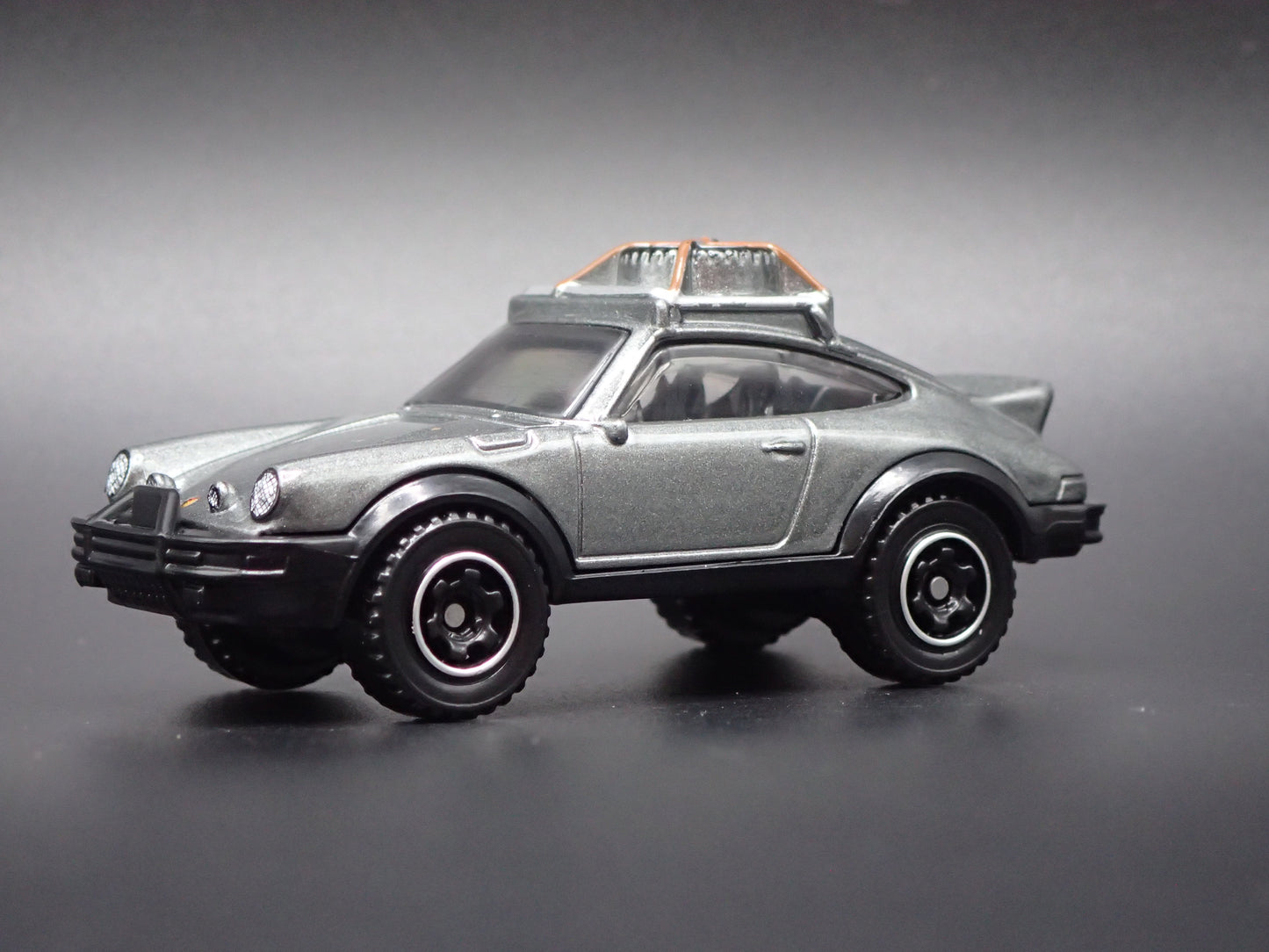 1985 85 PORSCHE 911 RALLY GRAY 1:64 SCALE COLLECTIBLE DIECAST MODEL CAR