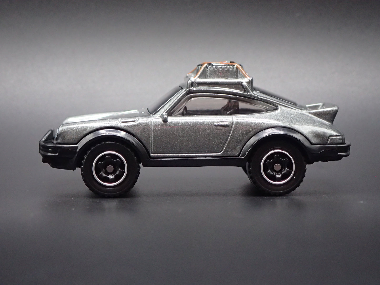 1985 85 PORSCHE 911 RALLY GRAY 1:64 SCALE COLLECTIBLE DIECAST MODEL CAR