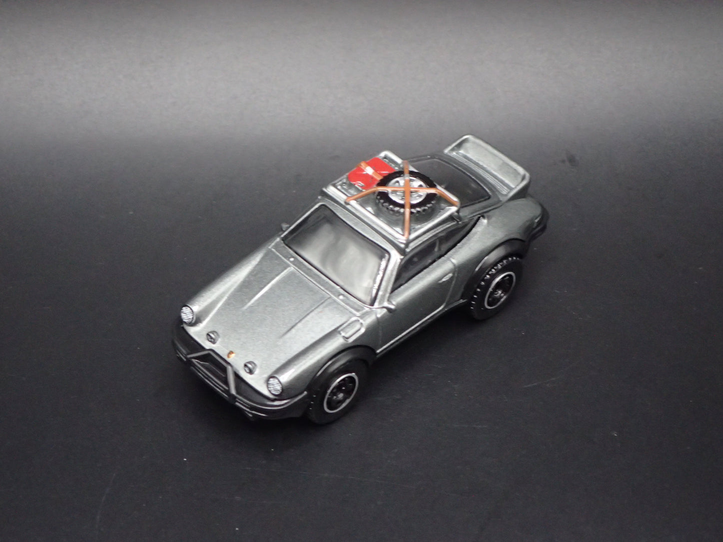 1985 85 PORSCHE 911 RALLY GRAY 1:64 SCALE COLLECTIBLE DIECAST MODEL CAR