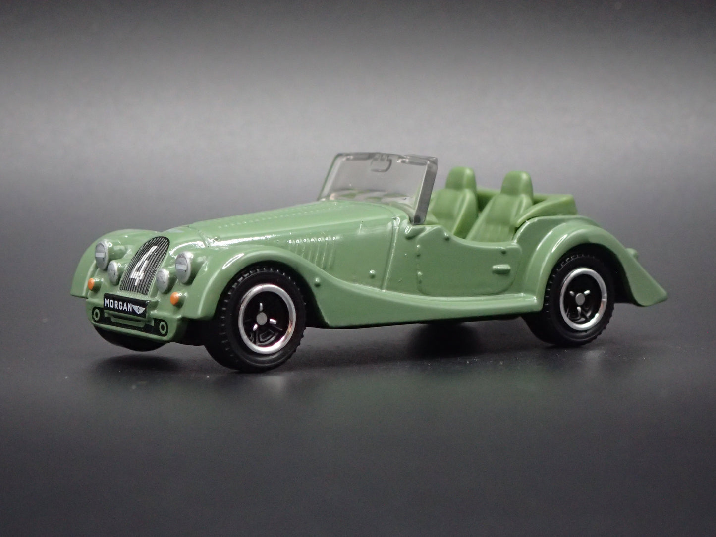2020-2026 MORGAN PLUS FOUR +4 1:64 SCALE COLLECTIBLE DIORAMA DIECAST MODEL CAR