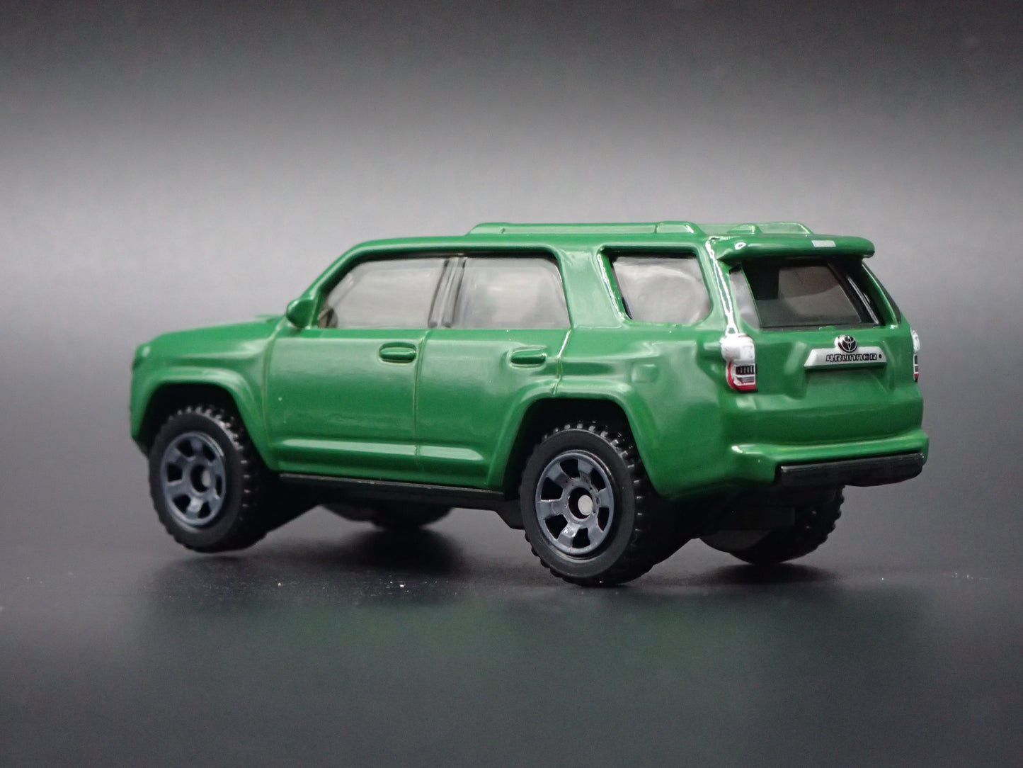 2010-2024 TOYOTA 4RUNNER SUV 1/64 SCALE COLLECTIBLE DIORAMA DIECAST MODEL CAR