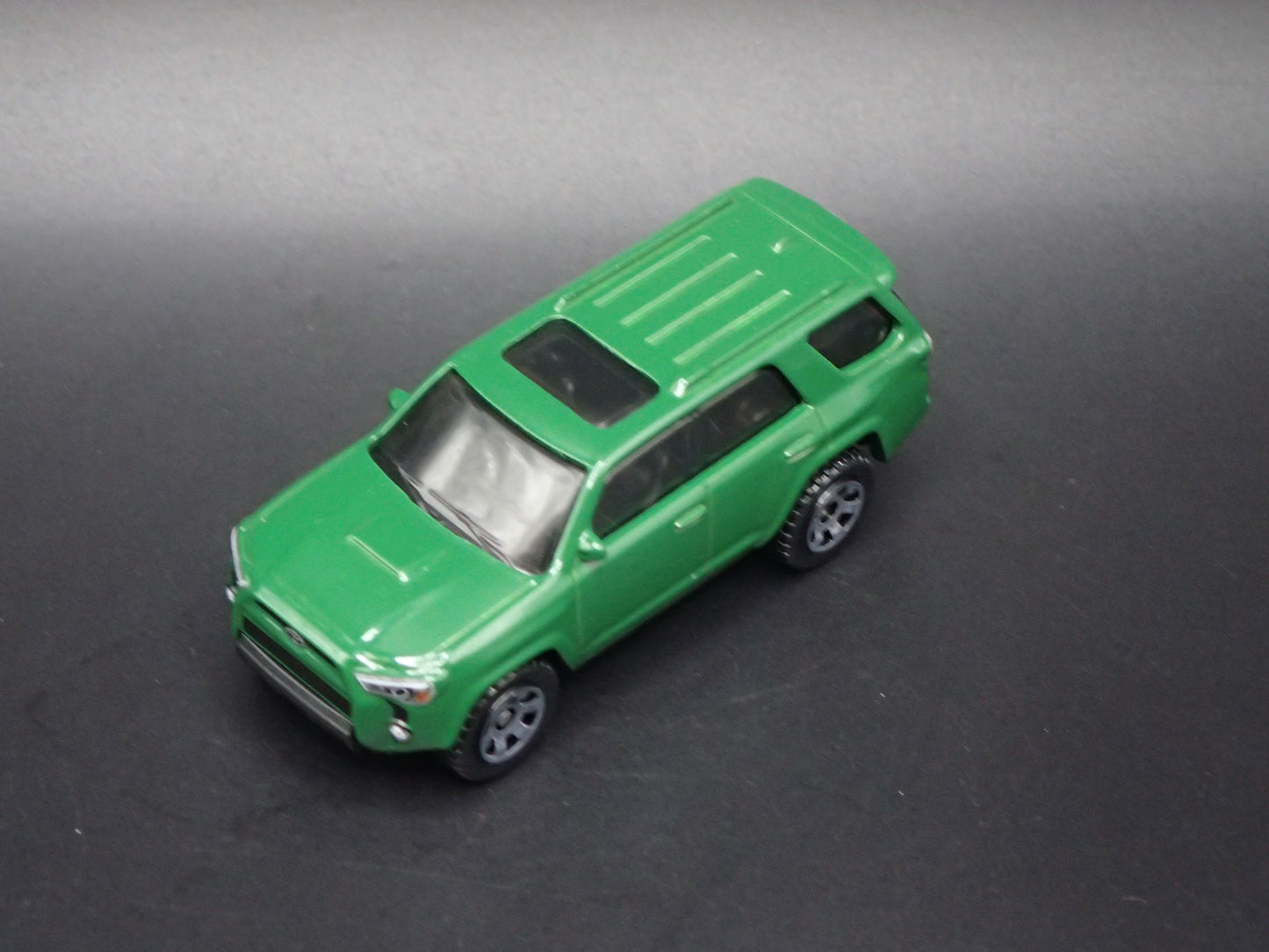 2010-2024 TOYOTA 4RUNNER SUV 1/64 SCALE COLLECTIBLE DIORAMA DIECAST MODEL CAR