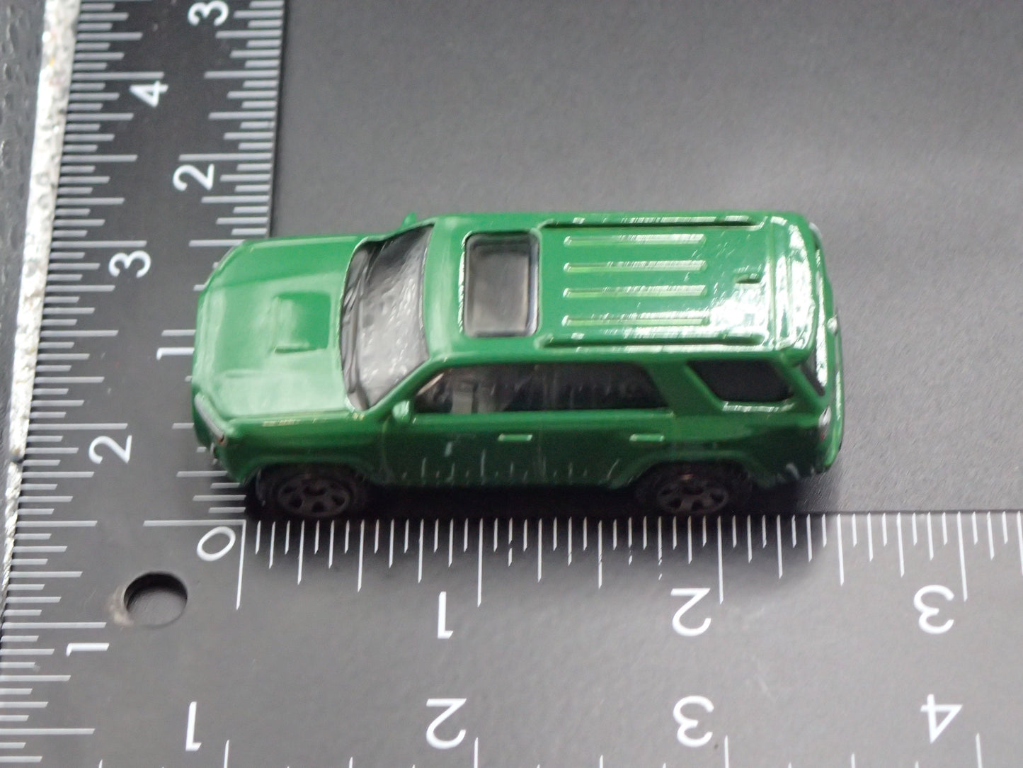 2010-2024 TOYOTA 4RUNNER SUV 1/64 SCALE COLLECTIBLE DIORAMA DIECAST MODEL CAR