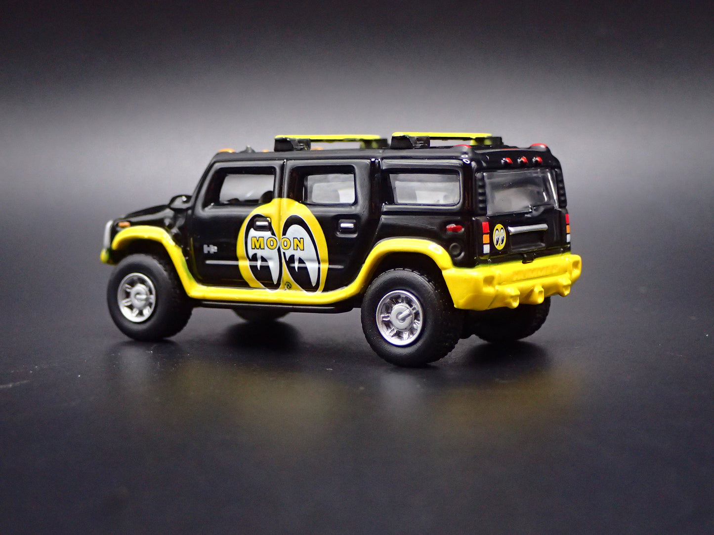 2003-2009 HUMMER H2 SUV MOONEYES BLACK 1:64 SCALE DIORAMA DIECAST MODEL CAR