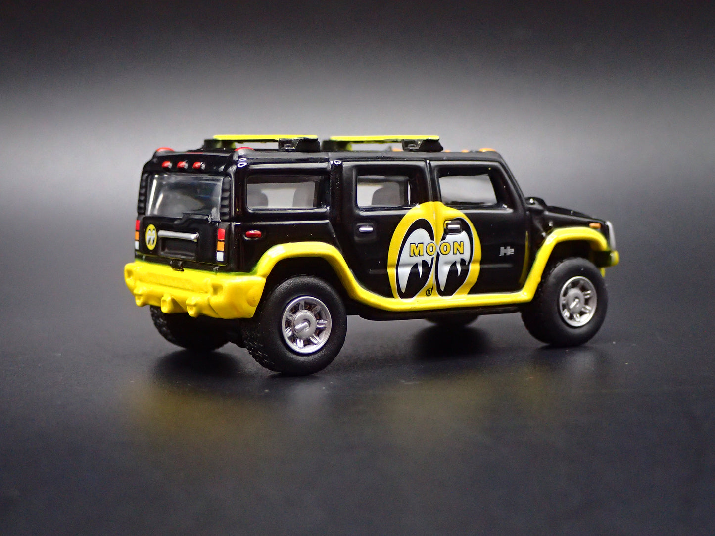 2003-2009 HUMMER H2 SUV MOONEYES BLACK 1:64 SCALE DIORAMA DIECAST MODEL CAR