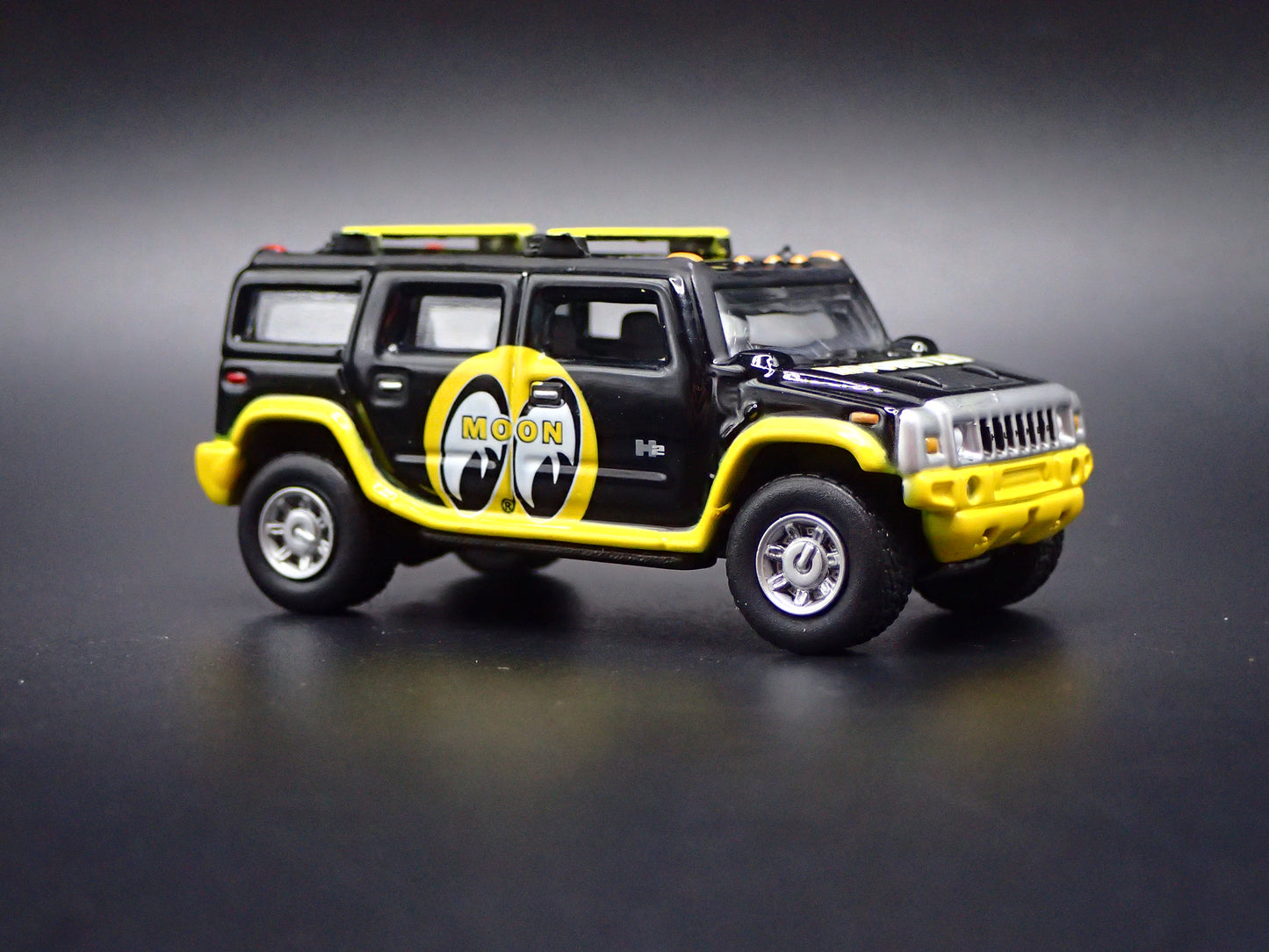 2003-2009 HUMMER H2 SUV MOONEYES BLACK 1:64 SCALE DIORAMA DIECAST MODEL CAR