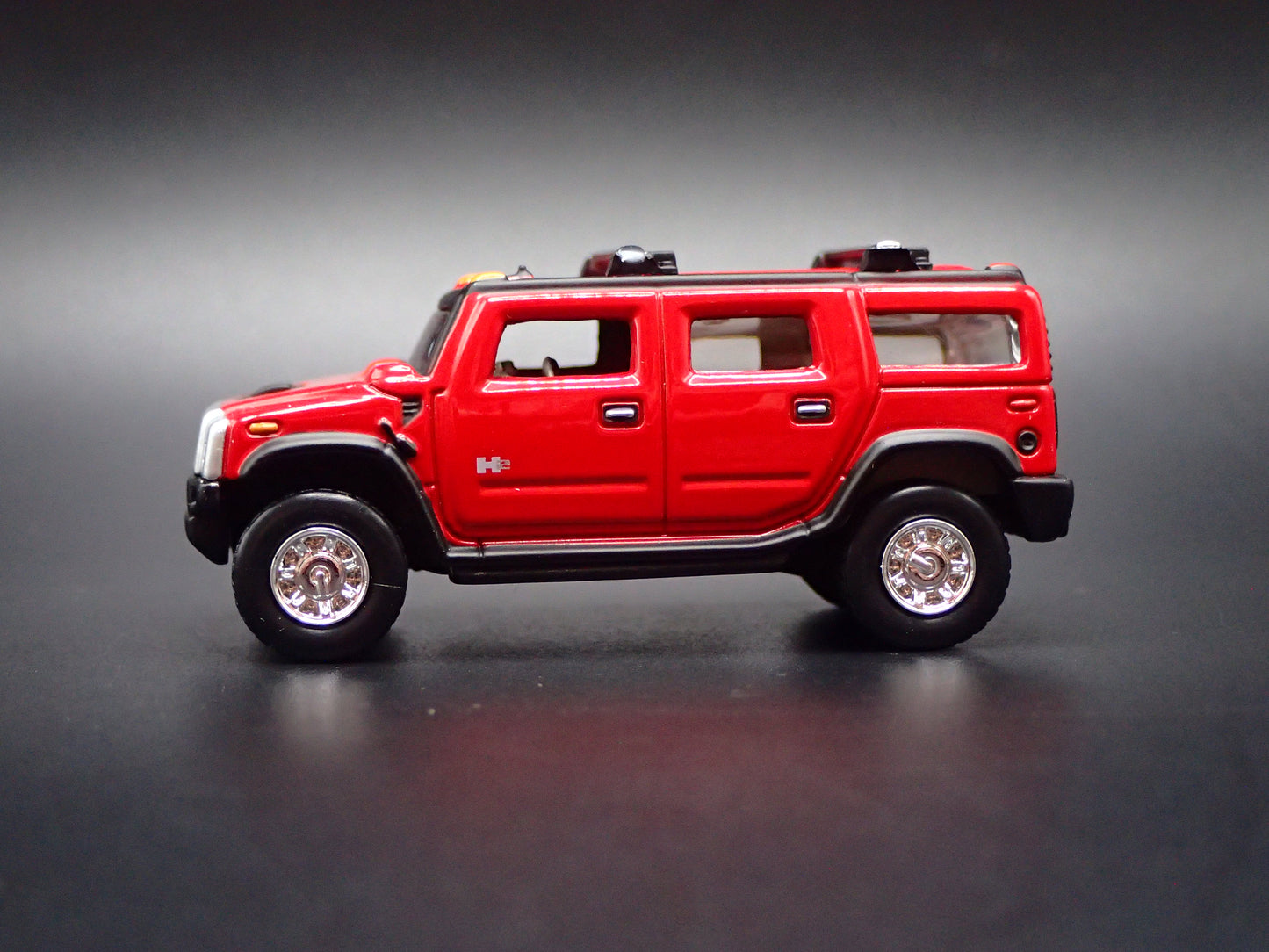 2003-2009 HUMMER H2 SUV RED RARE 1:64 SCALE DIORAMA DIECAST MODEL CAR