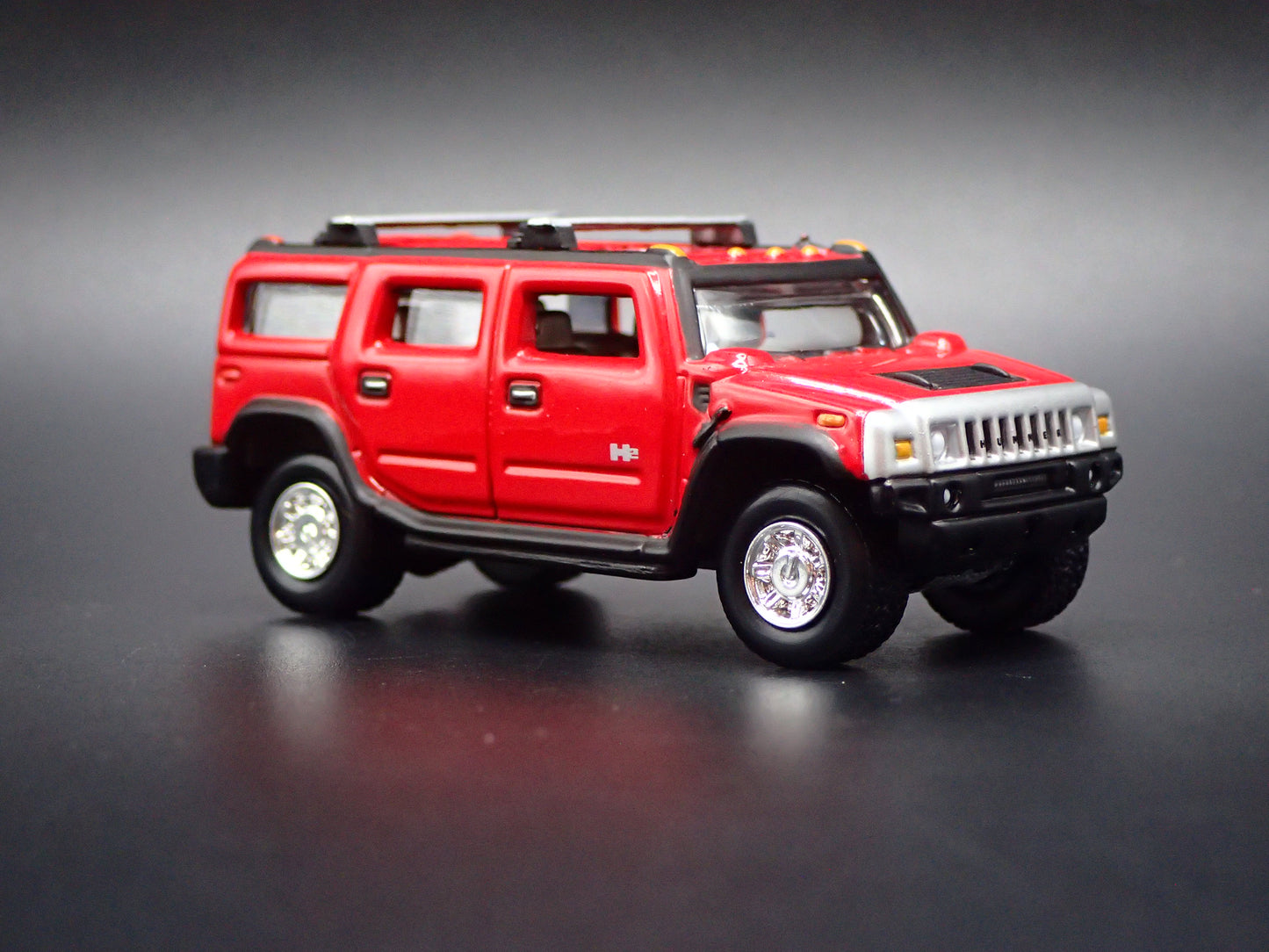 2003-2009 HUMMER H2 SUV RED RARE 1:64 SCALE DIORAMA DIECAST MODEL CAR