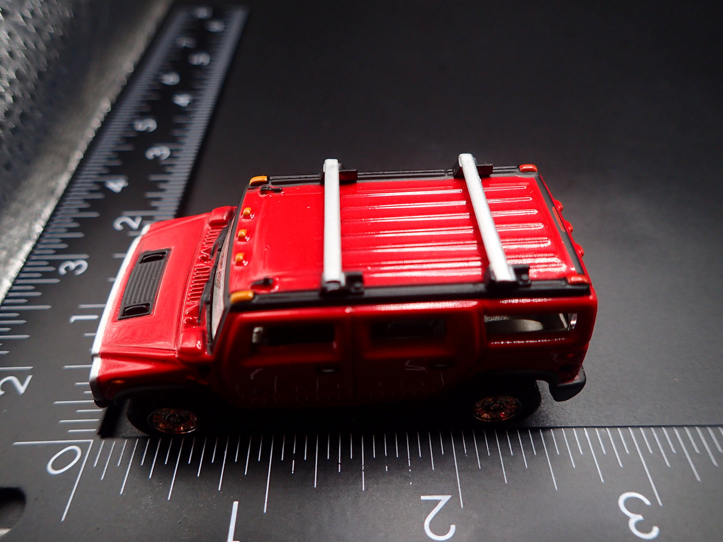 2003-2009 HUMMER H2 SUV RED RARE 1:64 SCALE DIORAMA DIECAST MODEL CAR