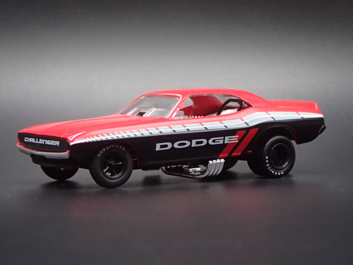 1971 71 DODGE CHALLENGER FUNNY CAR NHRA 1/64 SCALE DIECAST MODEL CAR