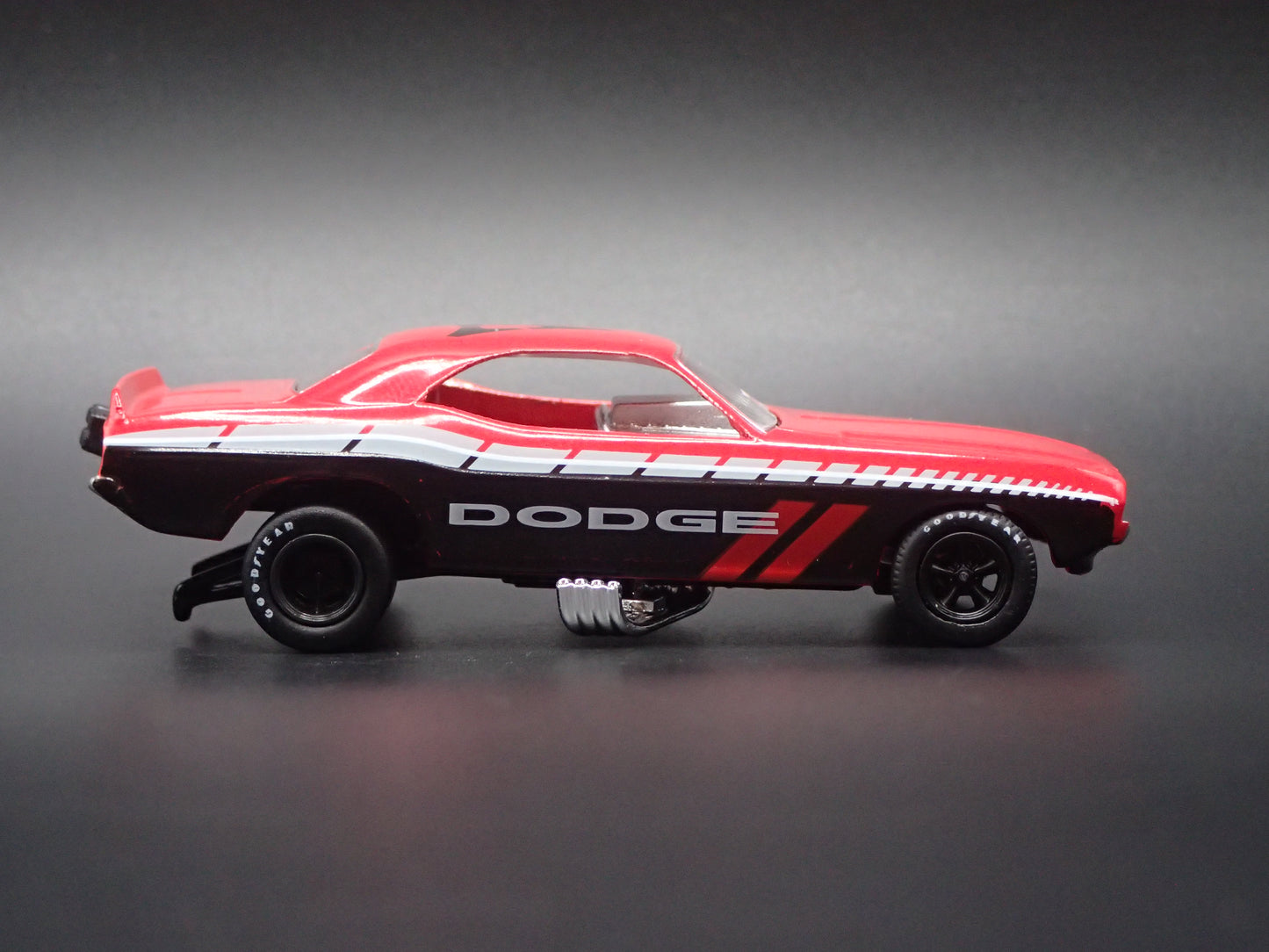 1971 71 DODGE CHALLENGER FUNNY CAR NHRA 1/64 SCALE DIECAST MODEL CAR