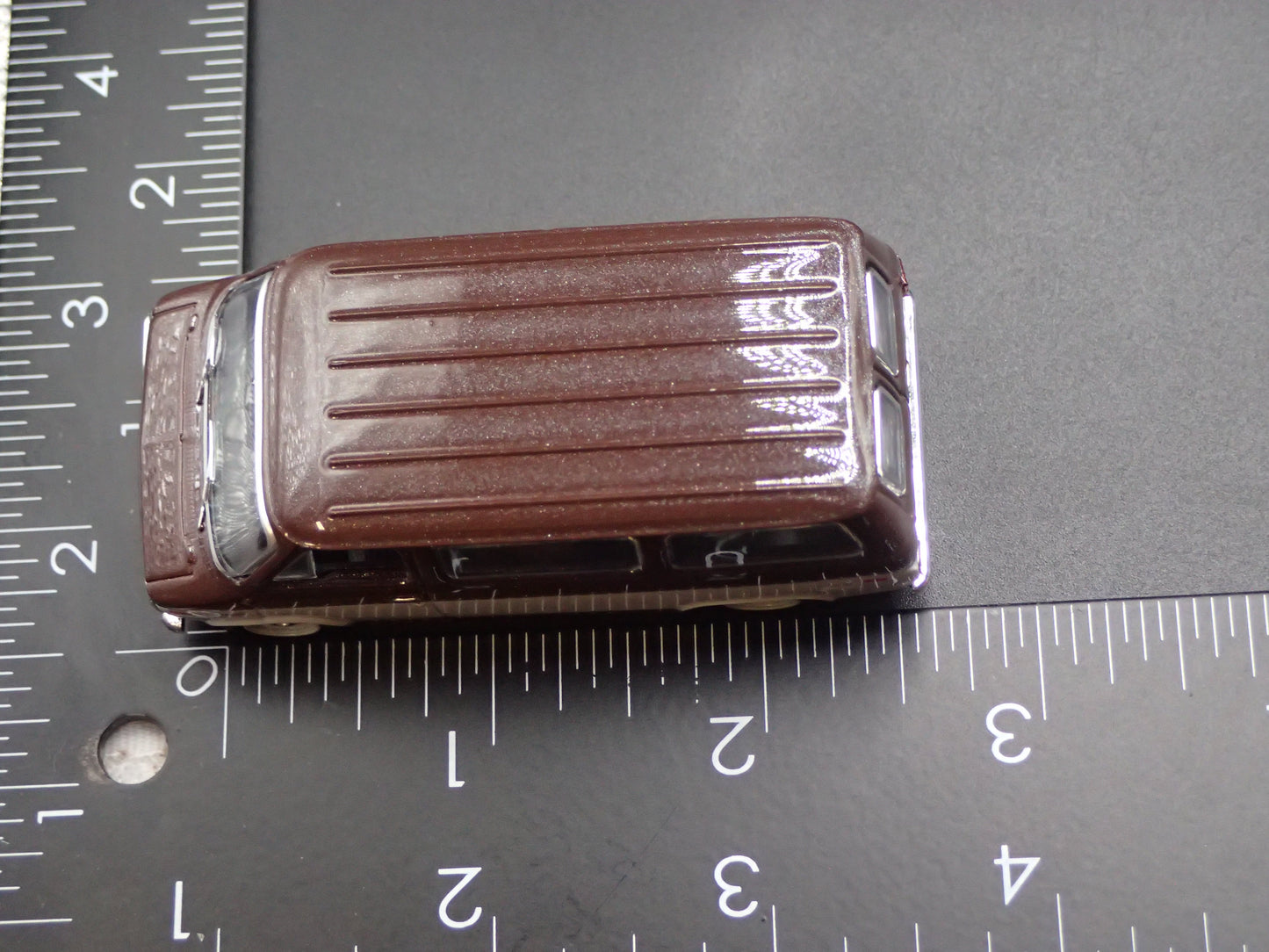 1971 71 CHEVY CHEVROLET VAN BEAUVILLE 10 1:64 SCALE DIORAMA DIECAST MODEL CAR