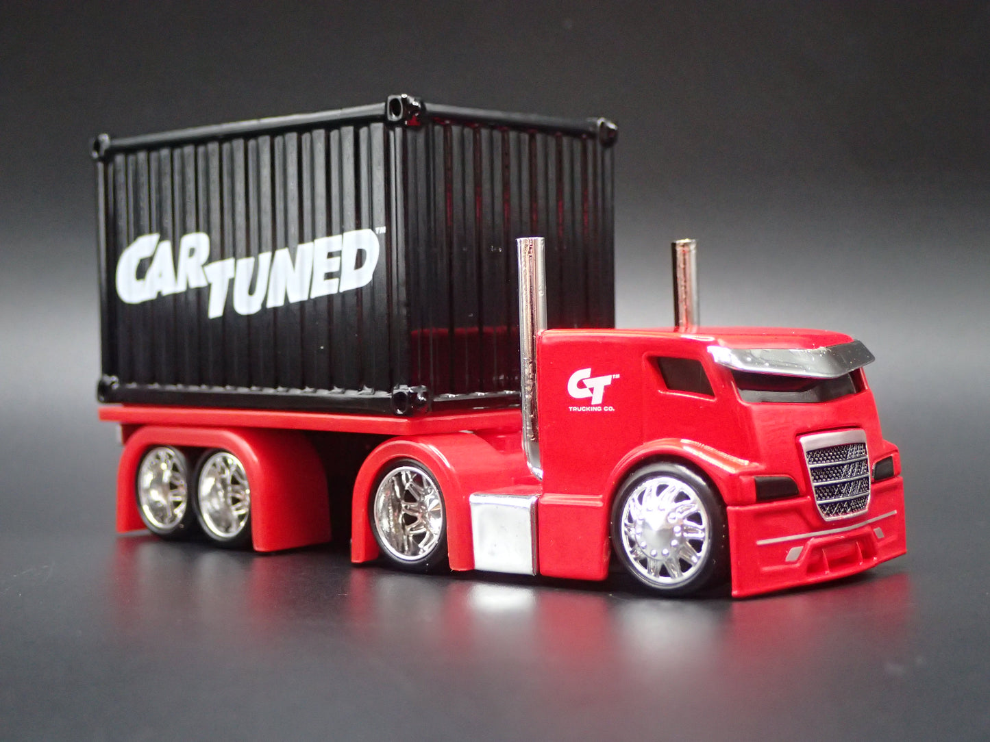 CAR TUNED COOL COE CONTAINER RIG 1:64 SCALE DIORAMA DIECAST MODEL CAR