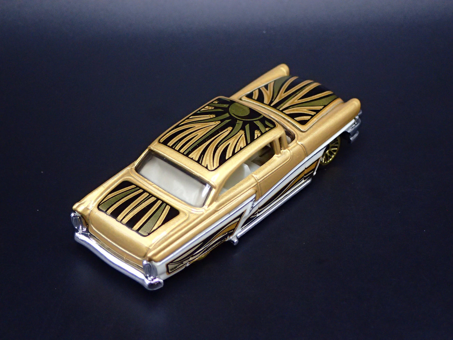 1956 56 MERCURY MONTCLAIR 1:64 SCALE COLLECTIBLE DIORAMA DIECAST MODEL CAR