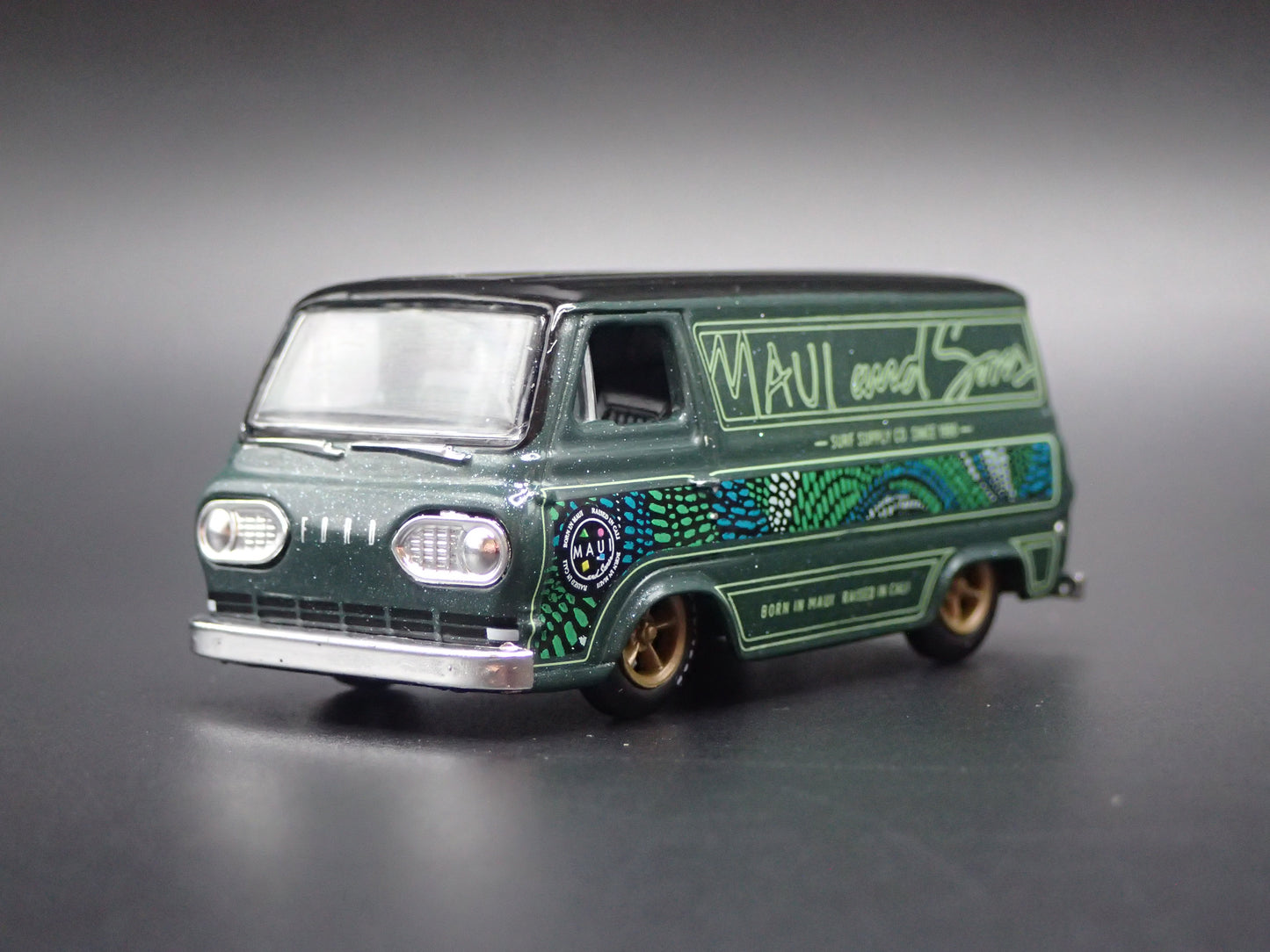 1963 63 FORD ECONOLINE DELIVERY VAN MAUI & SONS GREEN 1:64 DIECAST MODEL CAR
