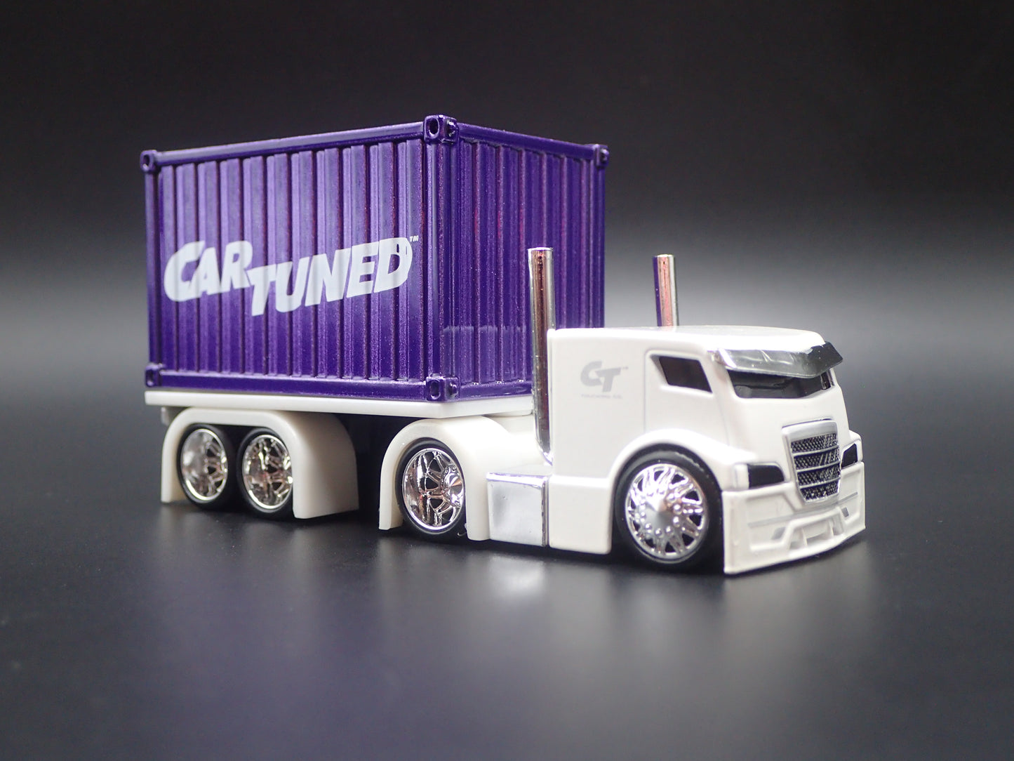 CAR TUNED COOL COE CONTAINER RIG 1:64 SCALE DIORAMA DIECAST MODEL CAR
