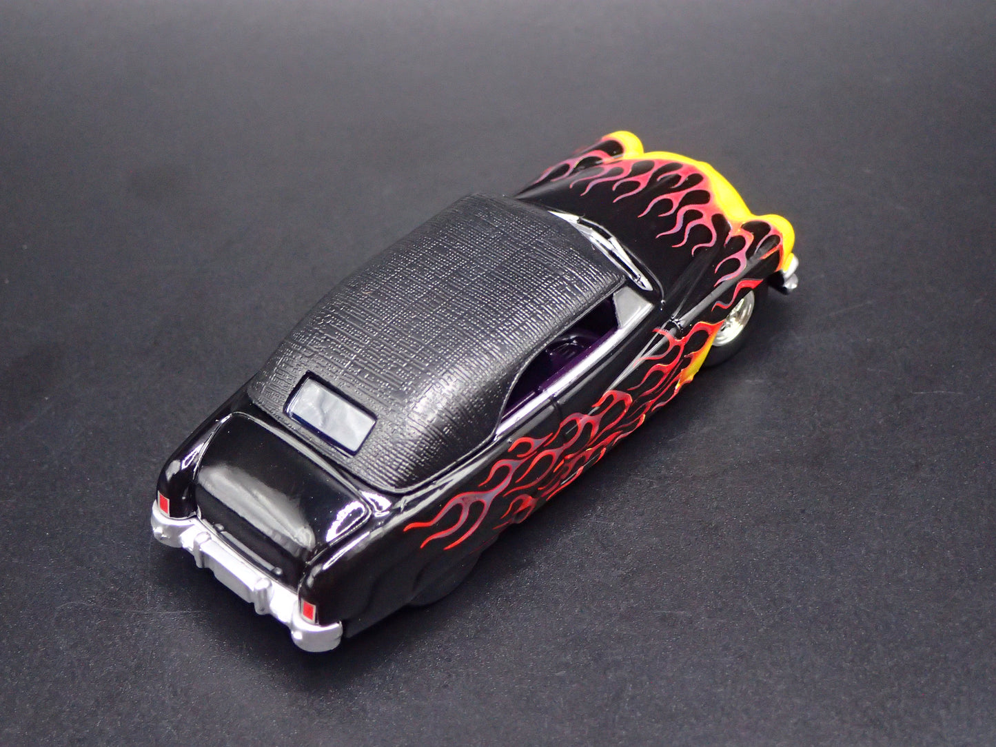 1951 51 MERC MERCURY CONVERTIBLE BLACK RARE 1:64 SCALE DIORAMA DIECAST MODEL CAR