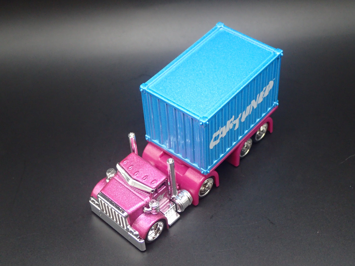 CAR TUNED SNEAKY PETE CONTAINER RIG 1:64 SCALE DIORAMA DIECAST MODEL CAR