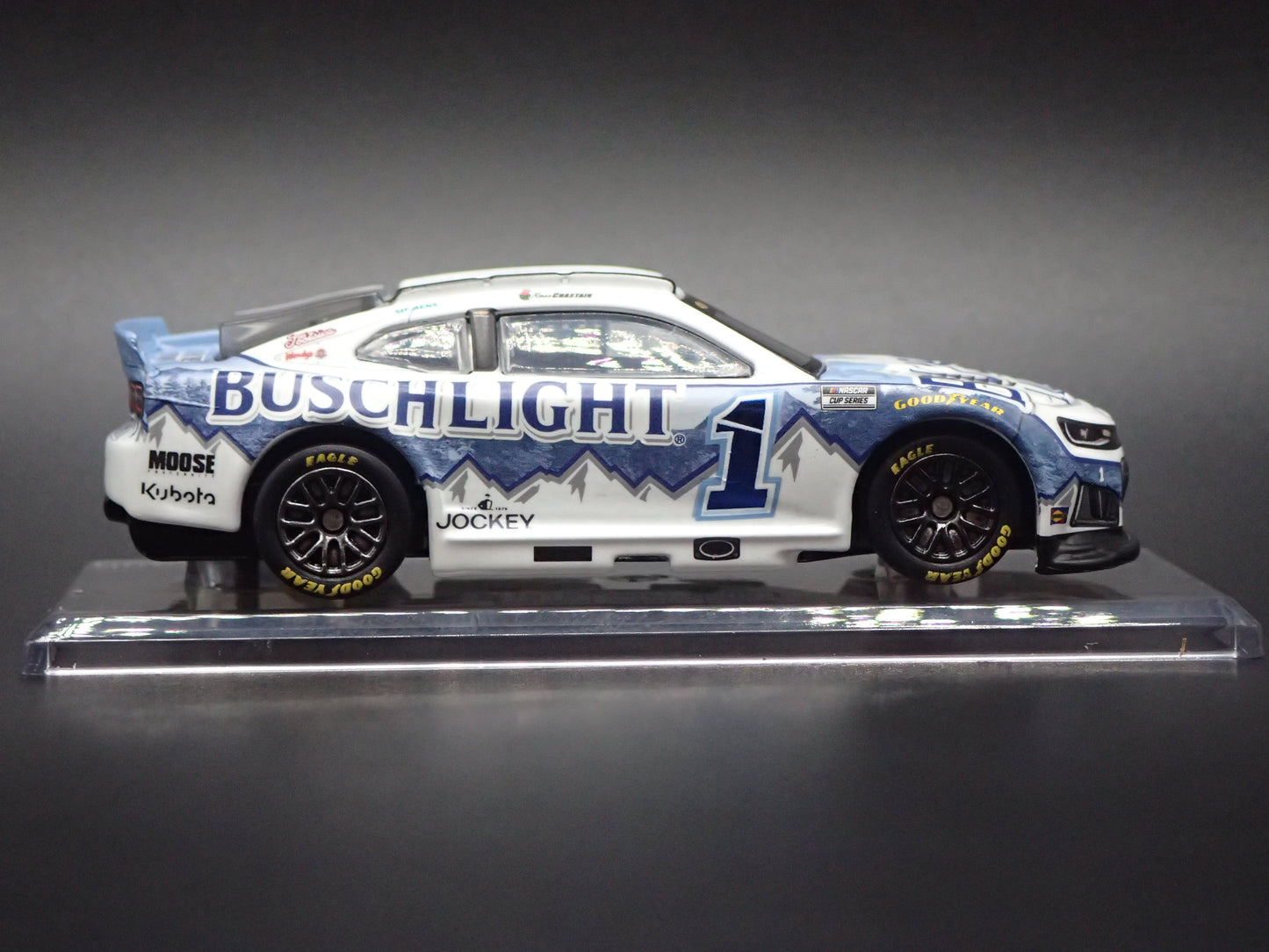 2026 26 CHEVROLET 1 ROSS CHASTAIN BUSCH LIGHT NASCAR 1:64 SCALE DIECAST CAR