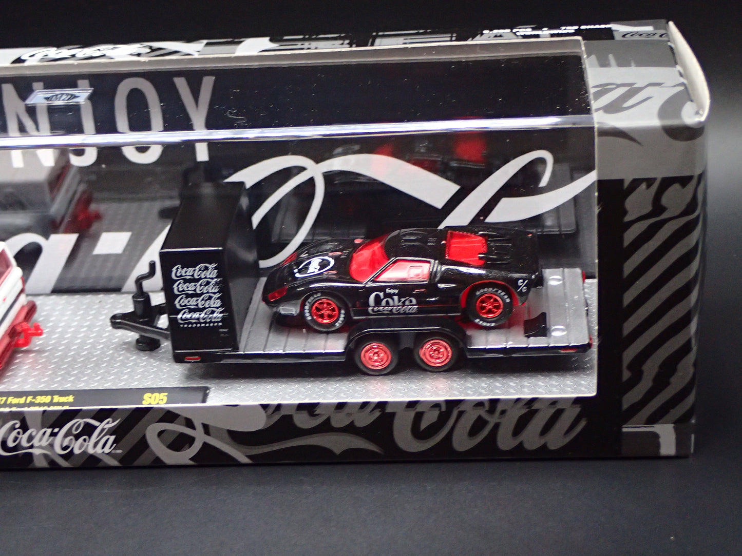 2026 AUTO HAULERS 1987 FORD F350 & 1966 FORD GT40 M2 MACHINES RED CHASE S05