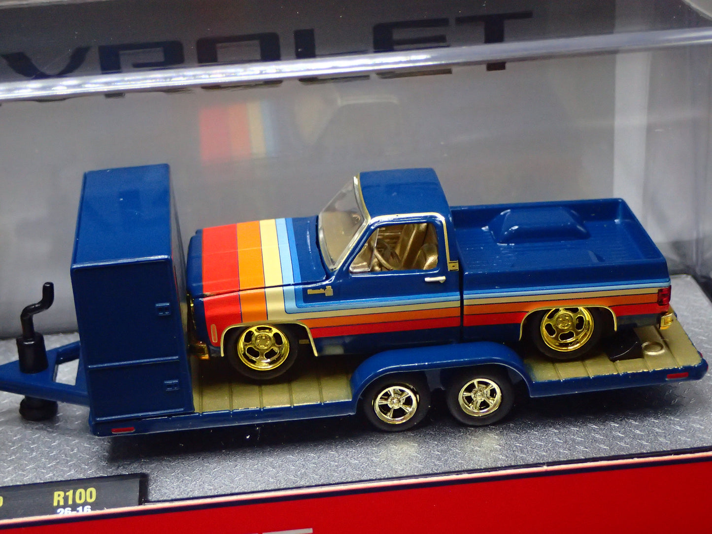2026 AUTO HAULERS 1975 CHEVY CAMPER 1978 C10 TRUCK M2 MACHINES GOLD CHASE R100