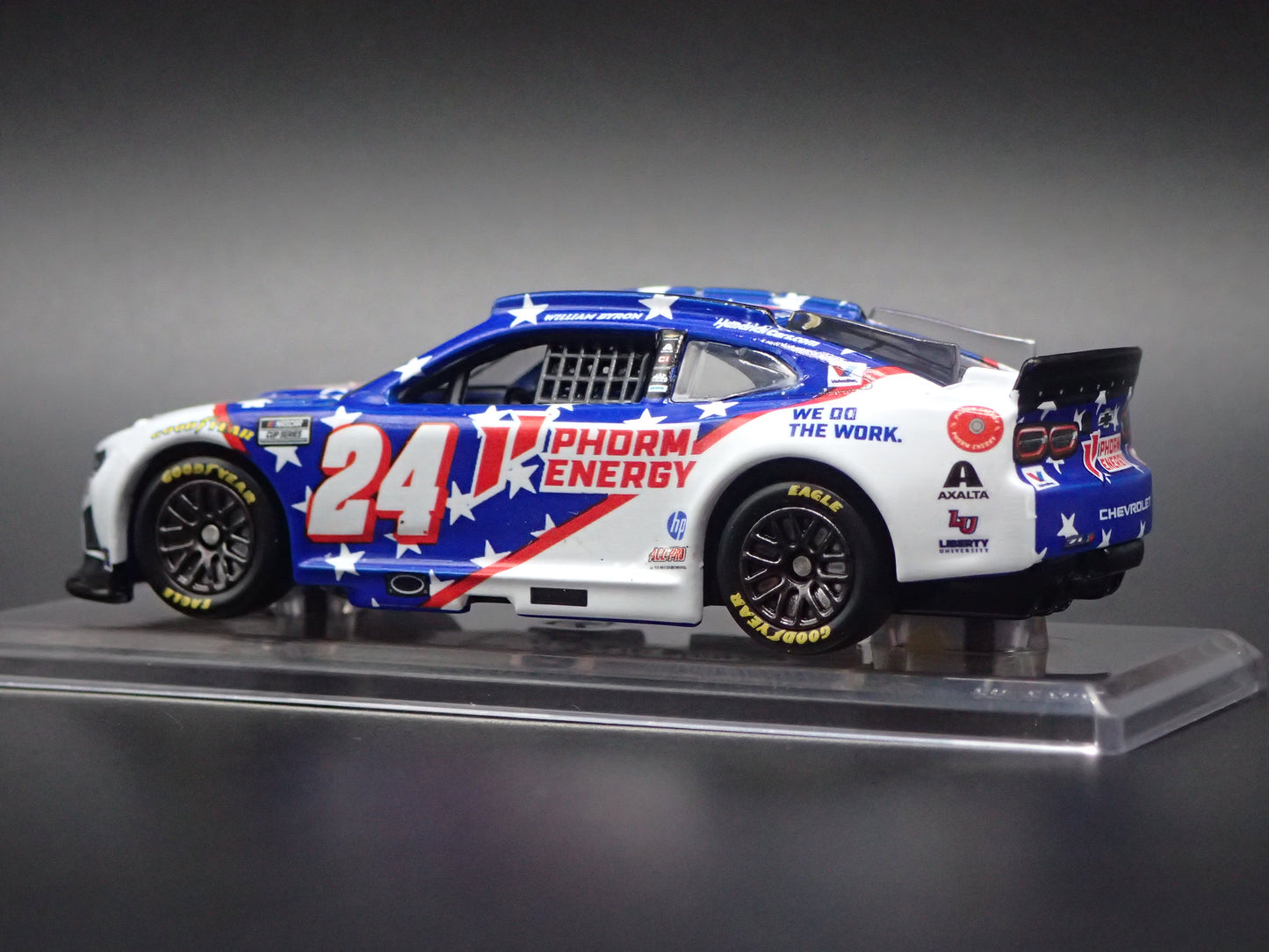 2026 26 CHEVY CAMARO #24 WILLIAM BYRON VALVOLINE NASCAR 1:64 SCALE DIECAST CAR