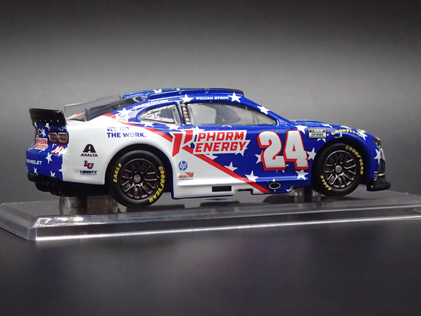 2026 26 CHEVY CAMARO #24 WILLIAM BYRON VALVOLINE NASCAR 1:64 SCALE DIECAST CAR