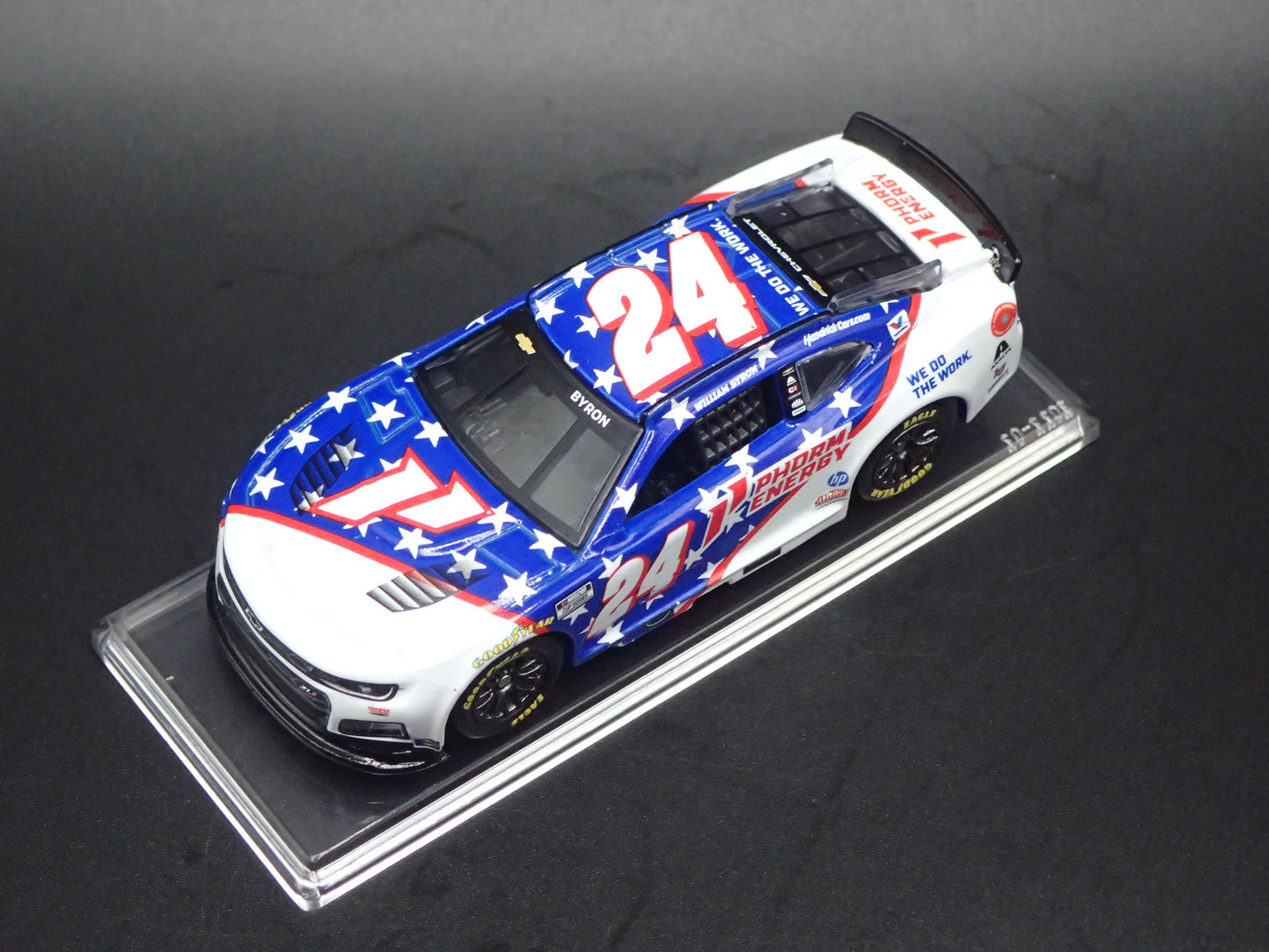 2026 26 CHEVY CAMARO #24 WILLIAM BYRON VALVOLINE NASCAR 1:64 SCALE DIECAST CAR