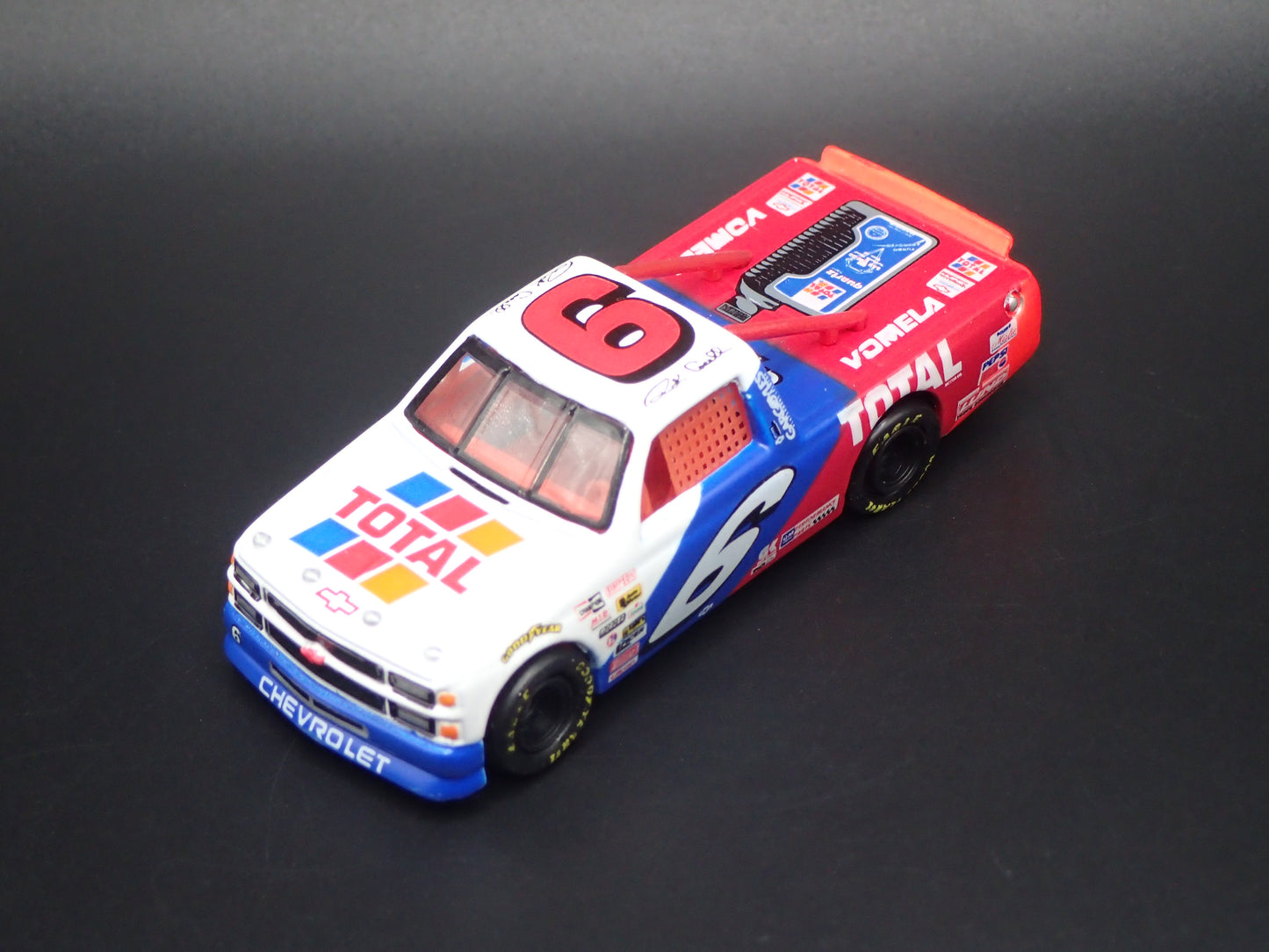 1995 CHEVY SILVERADO #6 RICK CARELLI TOTAL NASCAR TRUCK 1:64 SCALE DIECAST CAR