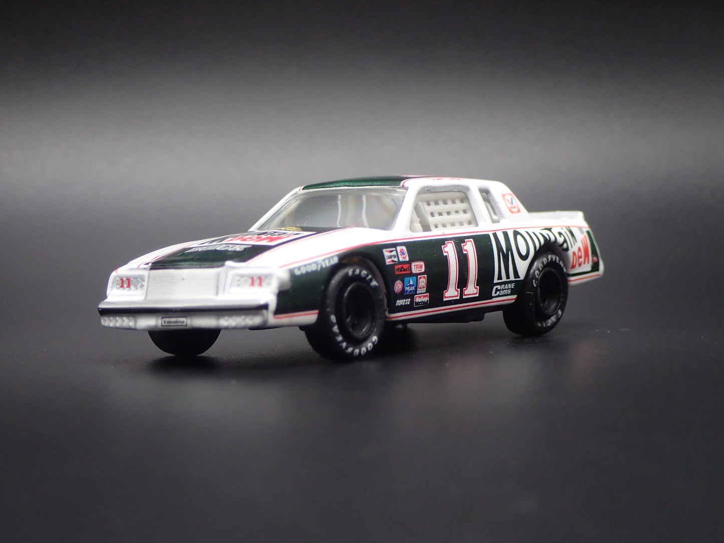 1991 BUICK REGAL MOUNTAIN DEW MICHAEL WALTRIP NASCAR 1:64 SCALE DIECAST MODEL CAR